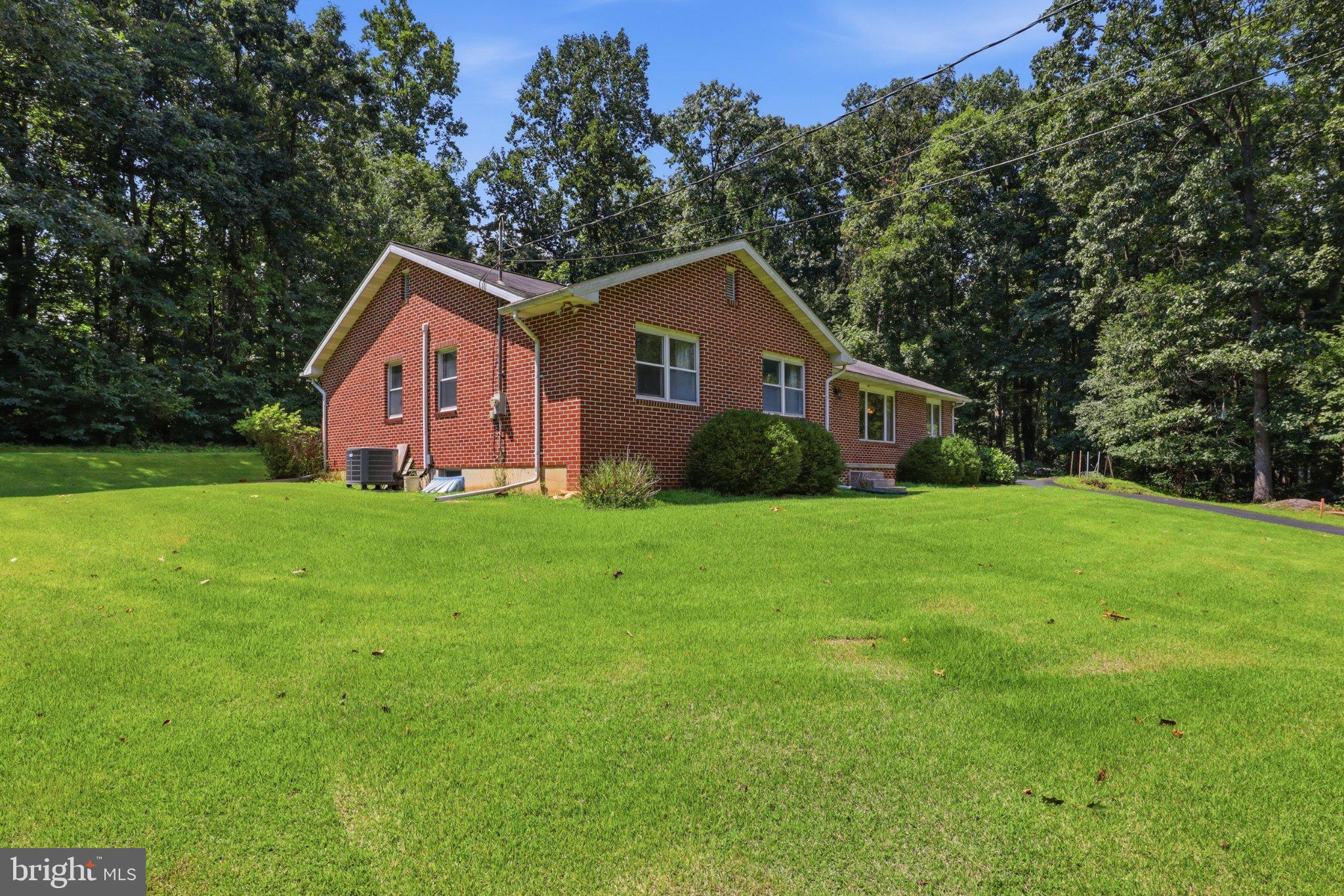 691 CHURCHEY LANE