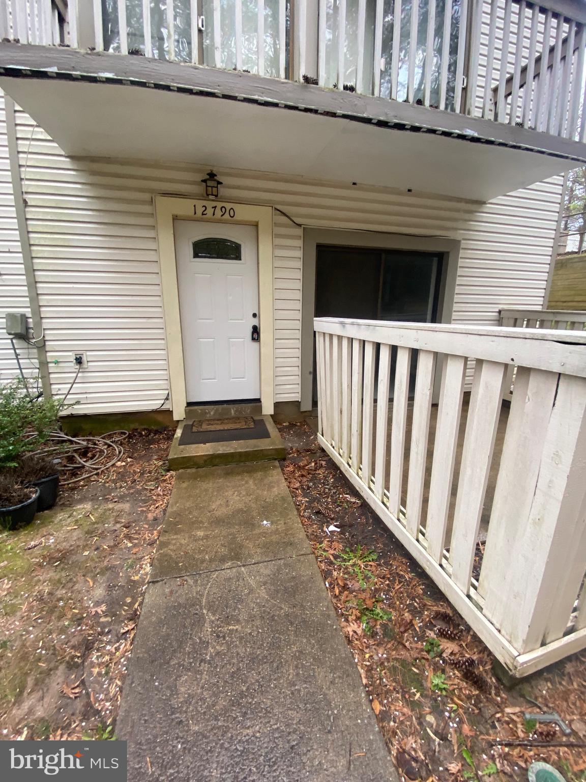 ELYSIAN WOODS - Residential Lease