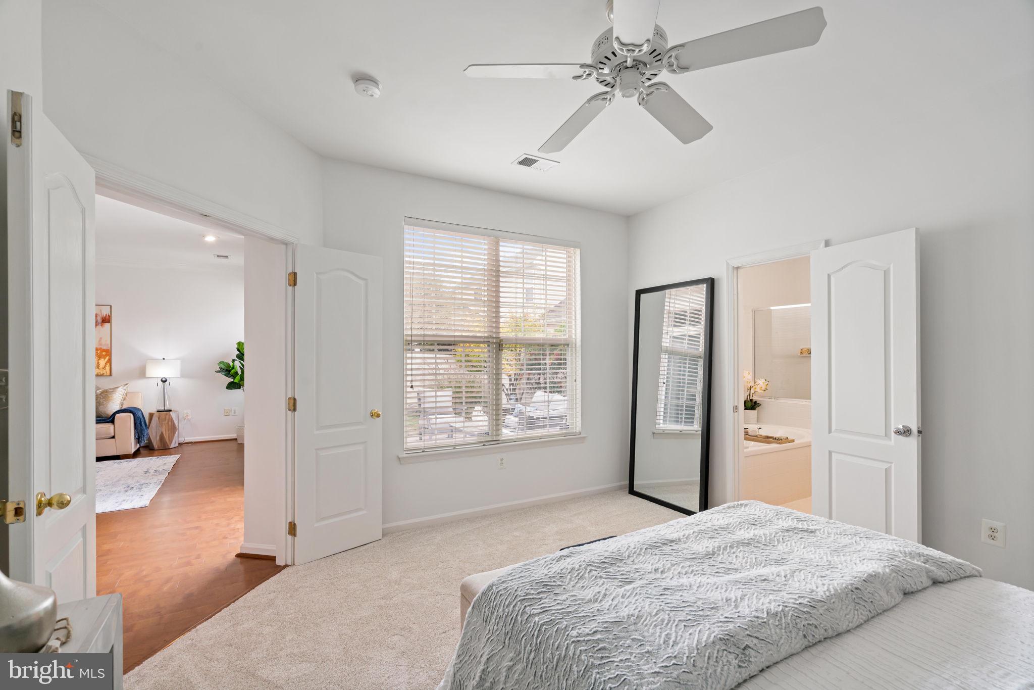 ASHBURN FARM - Residential