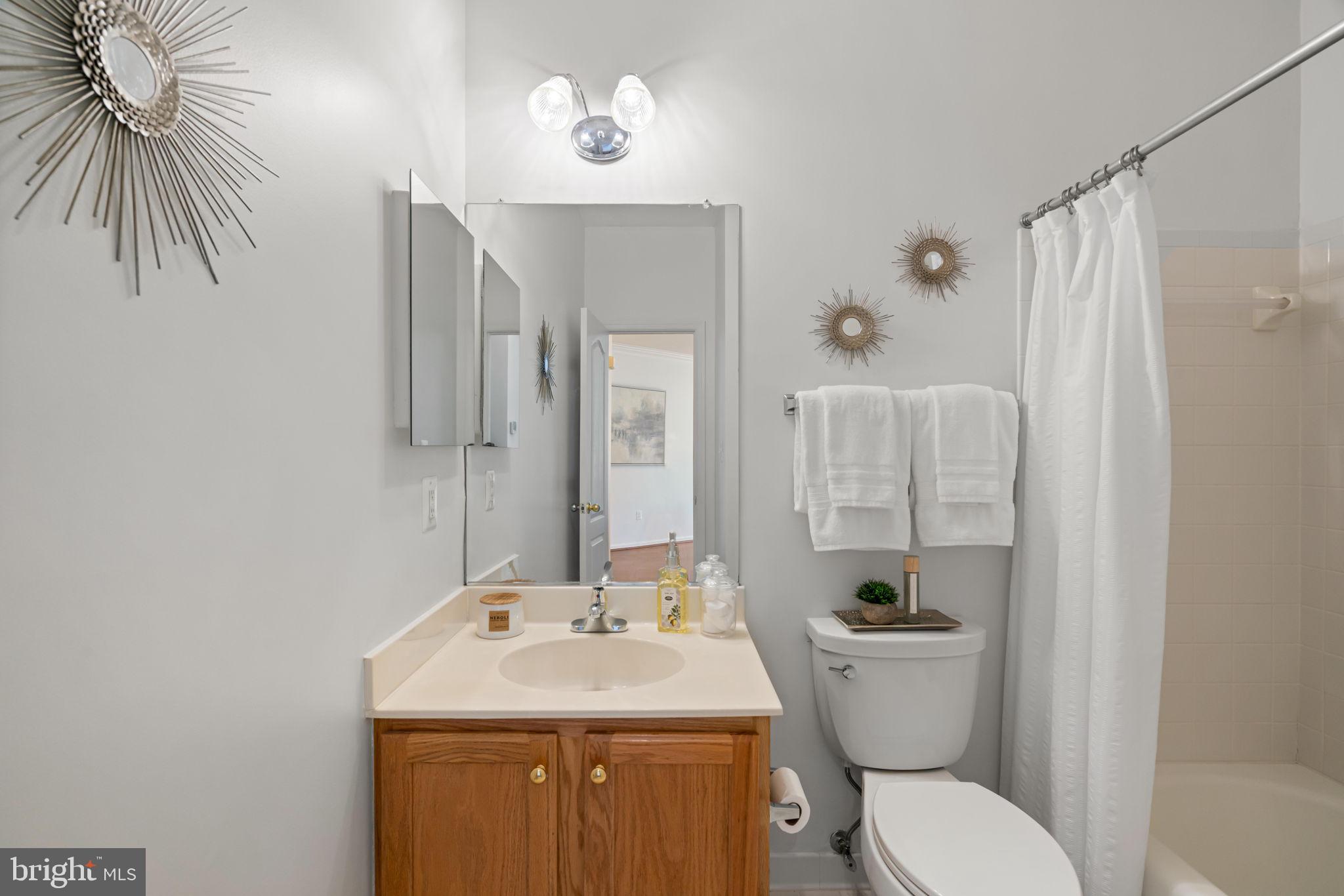 ASHBURN FARM - Residential