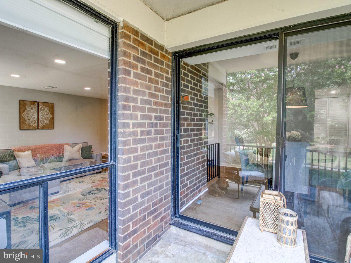 AMERICANA FINMARK - Residential