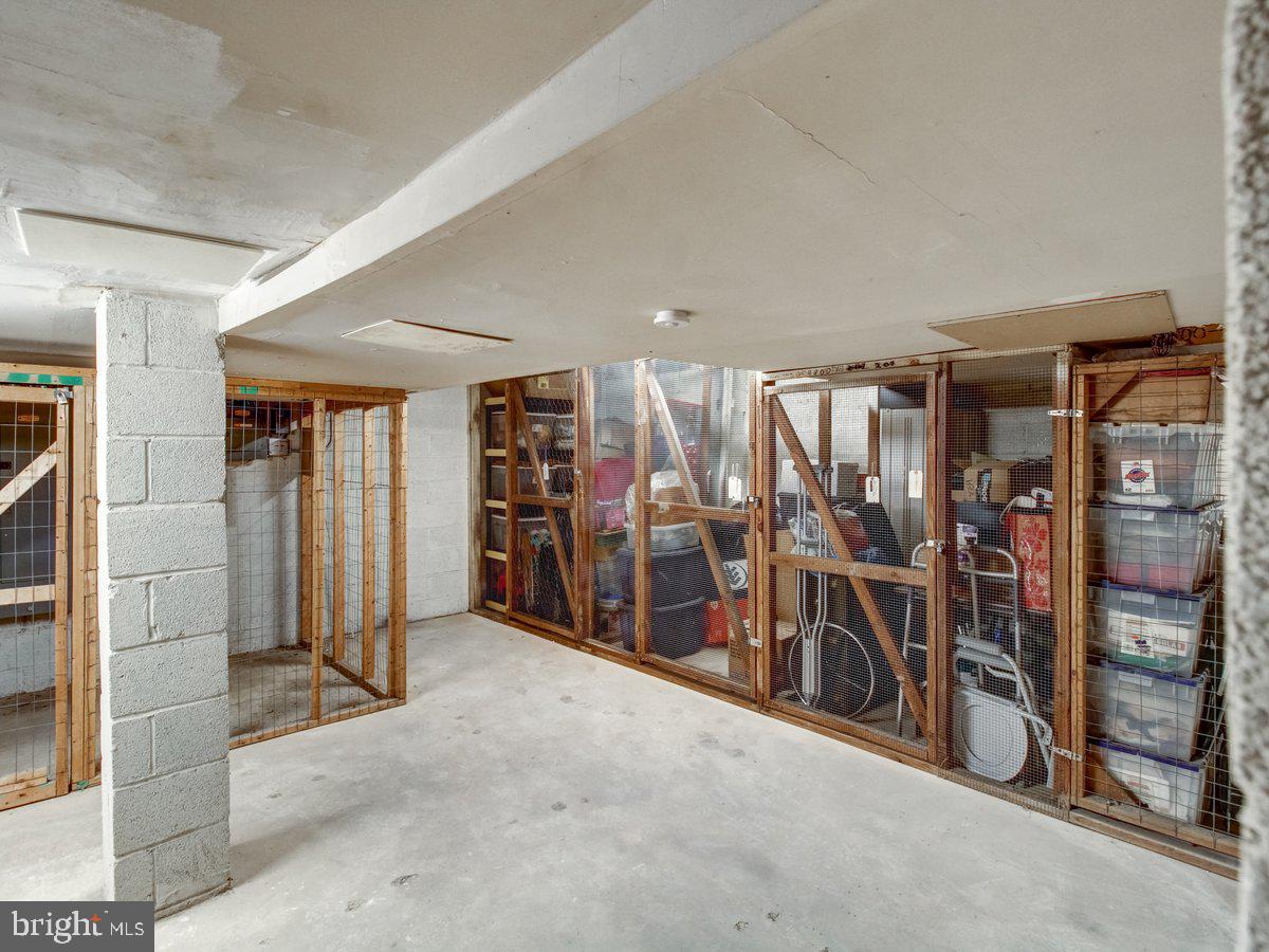 AMERICANA FINMARK - Residential