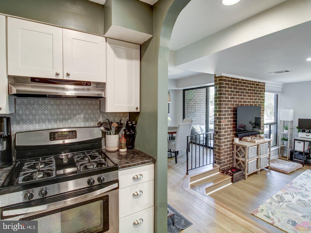 AMERICANA FINMARK - Residential