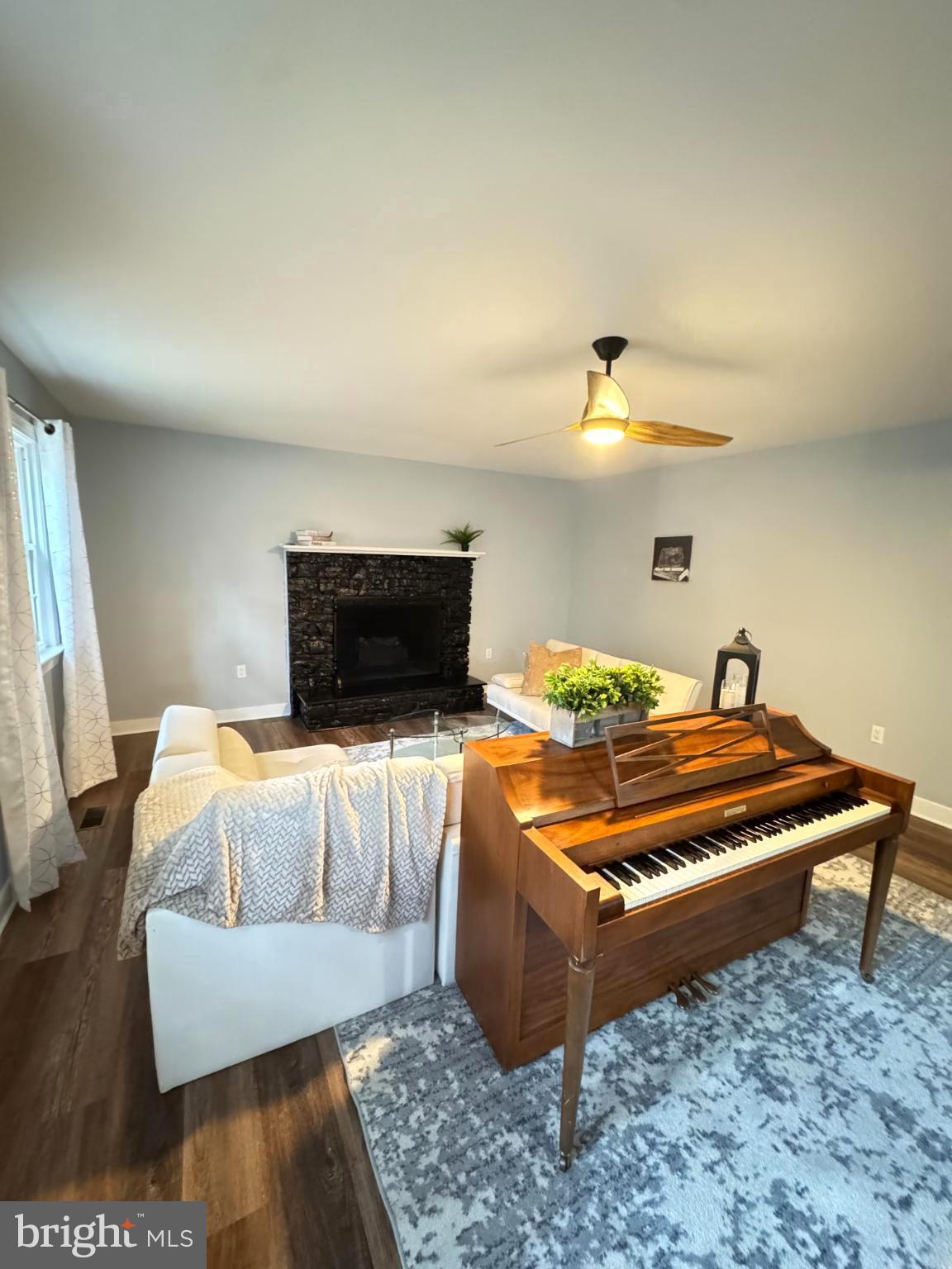 CHESTERFIELD - Residential