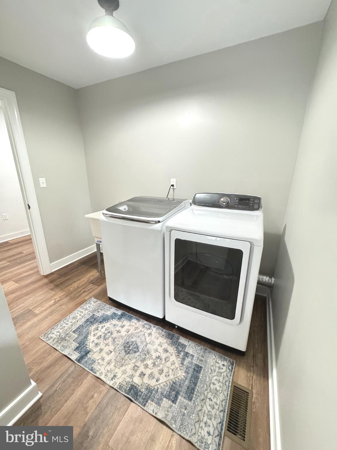 CHESTERFIELD - Residential