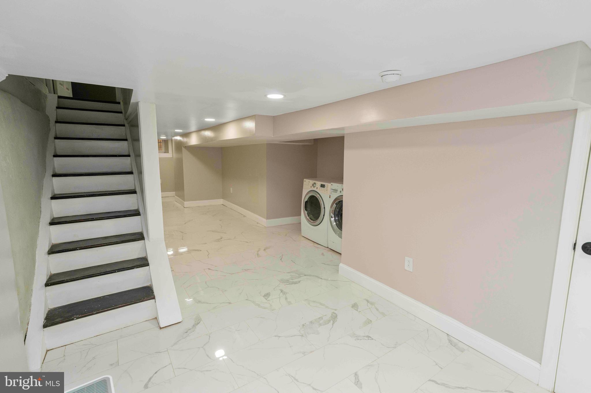 CARROLL PARK - Residential