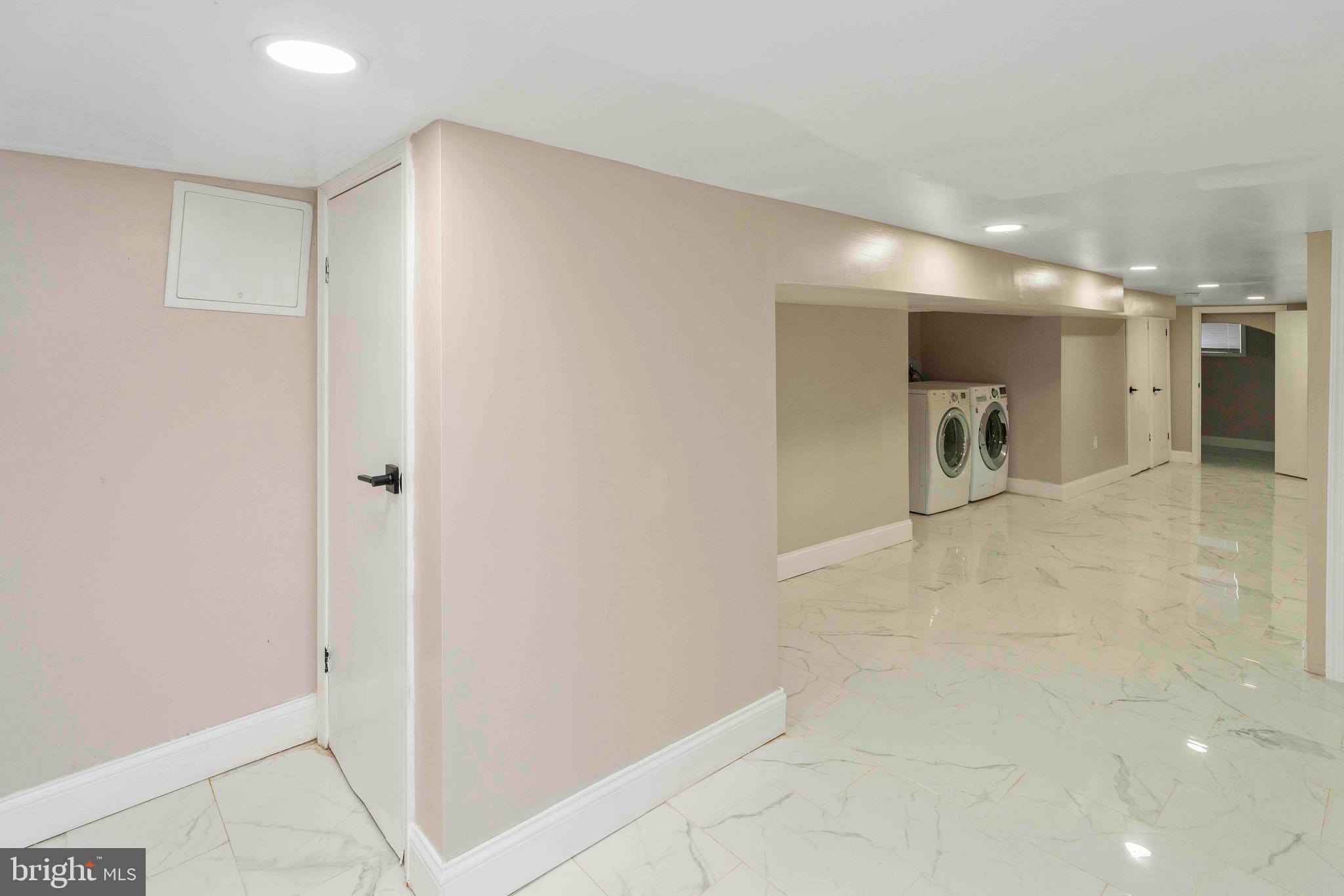 CARROLL PARK - Residential