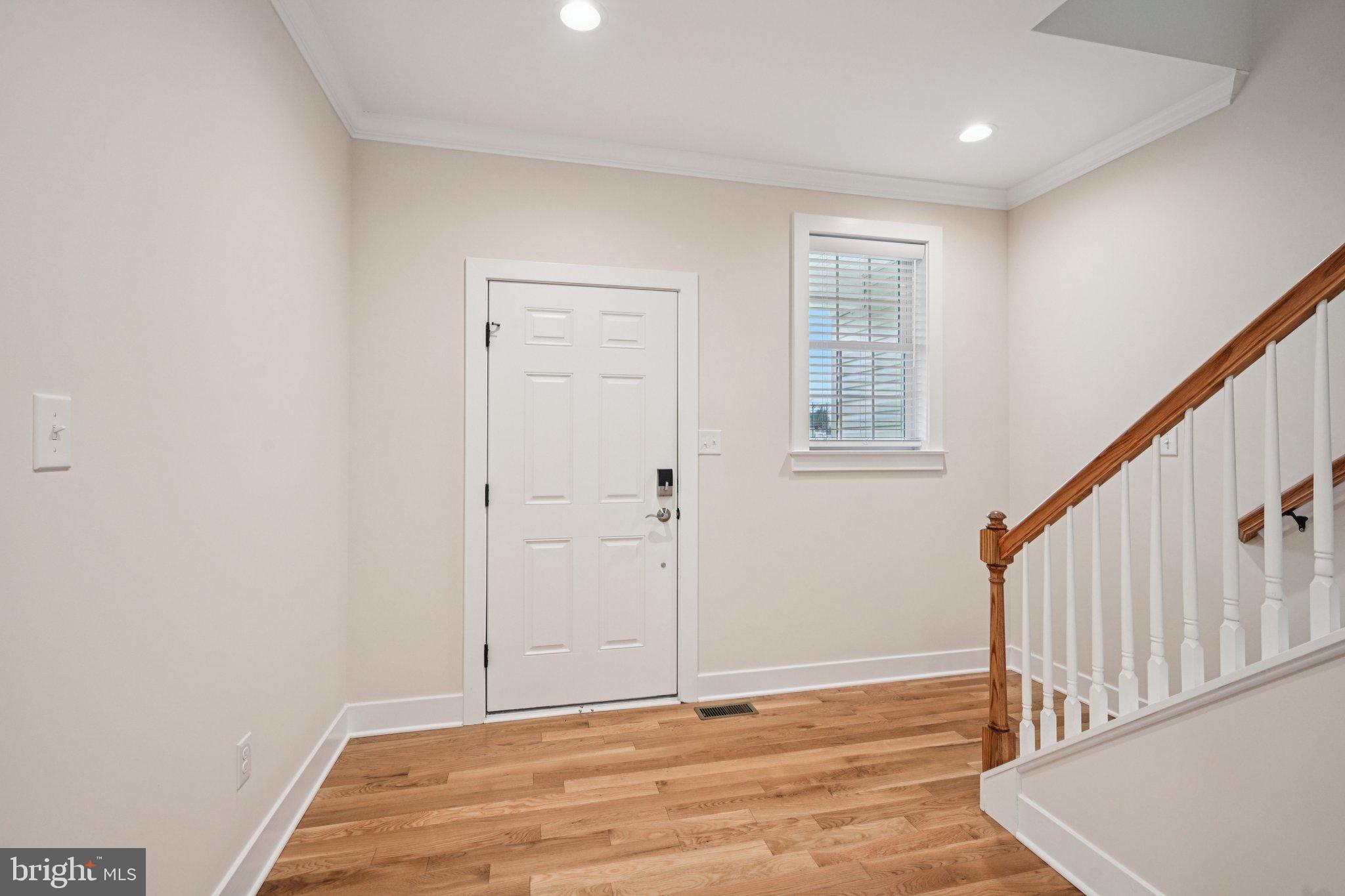 5 BLACKHORSE WOODS LANE