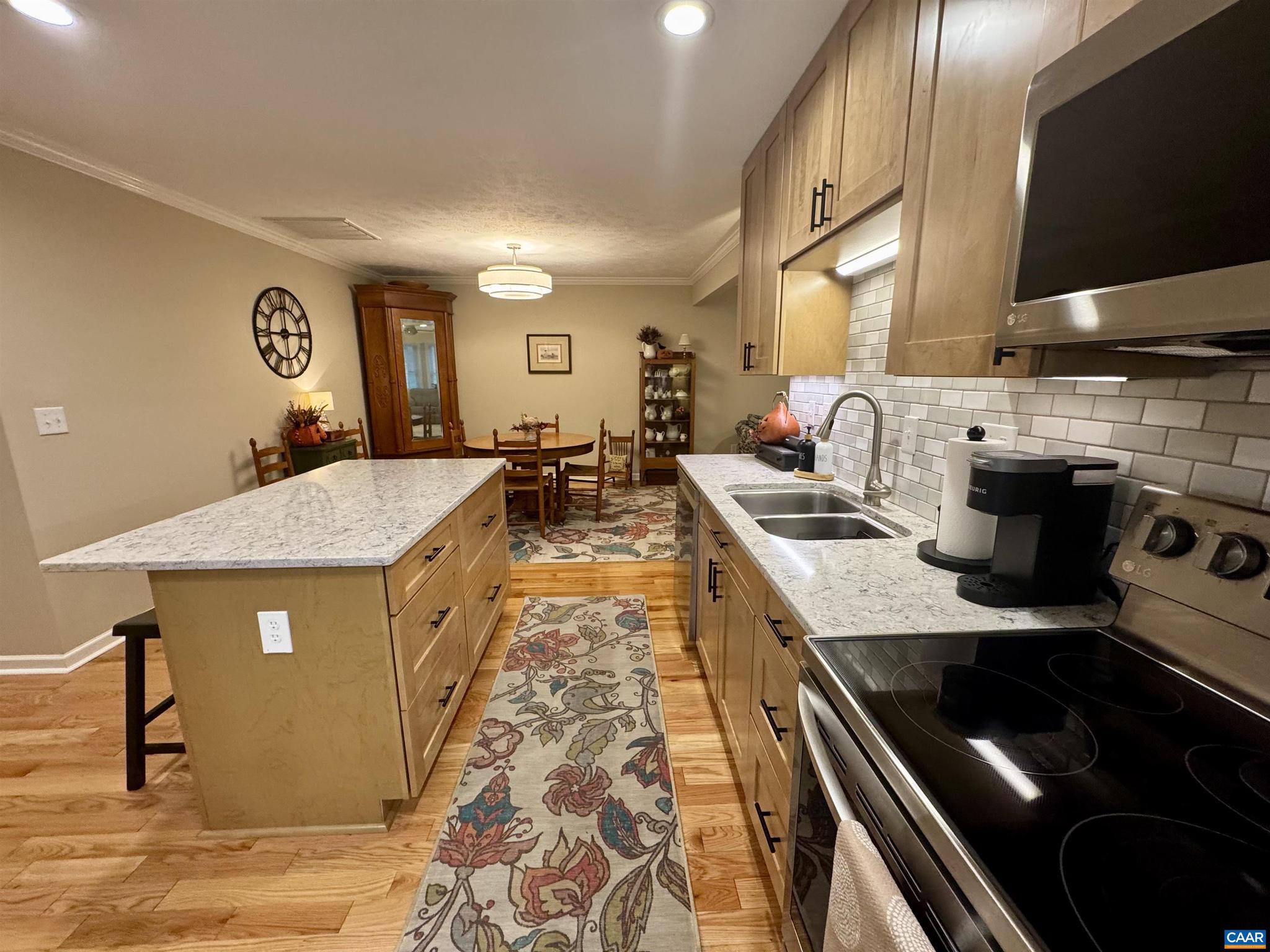 TEAVERTON - Residential