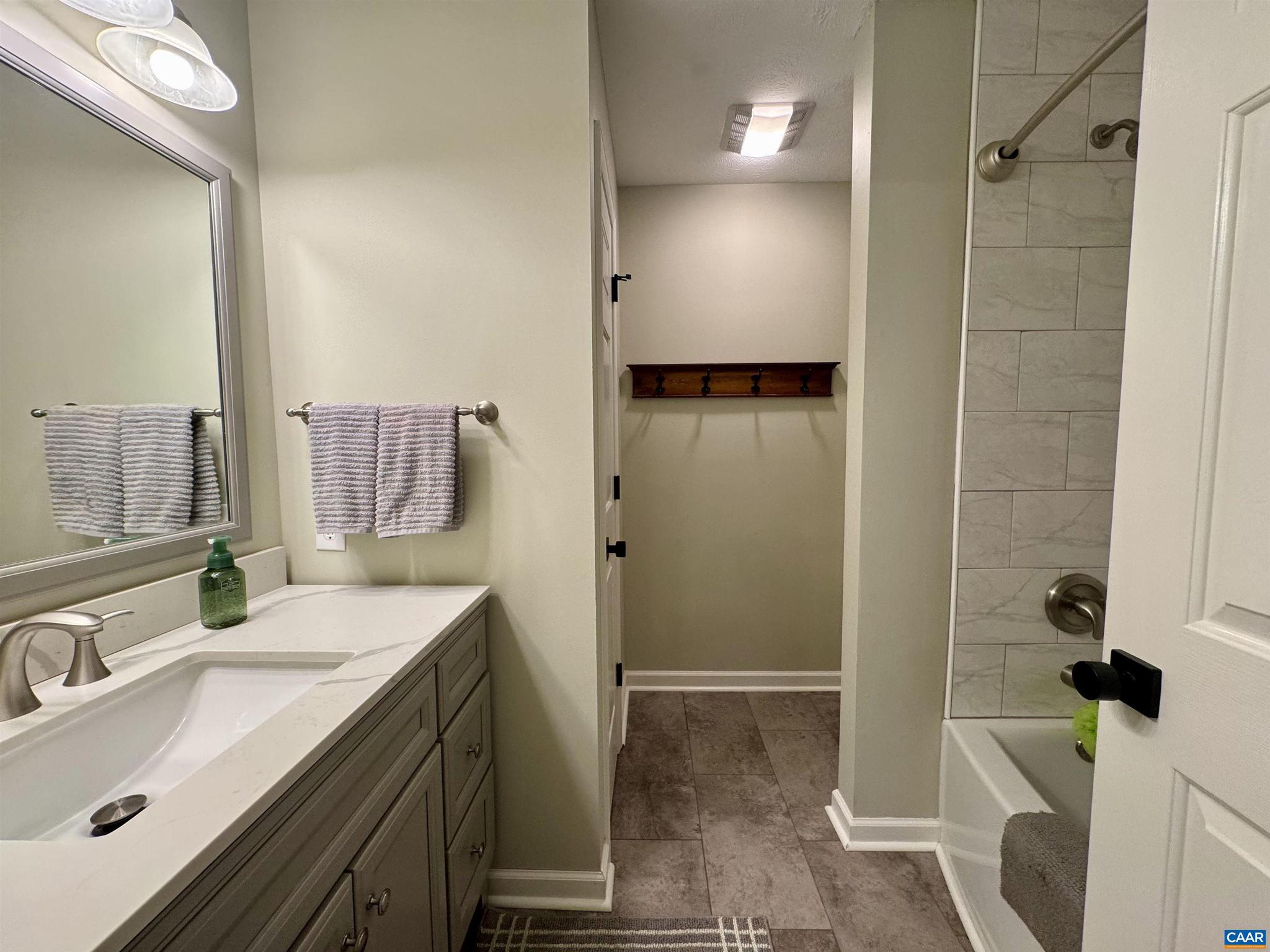 TEAVERTON - Residential