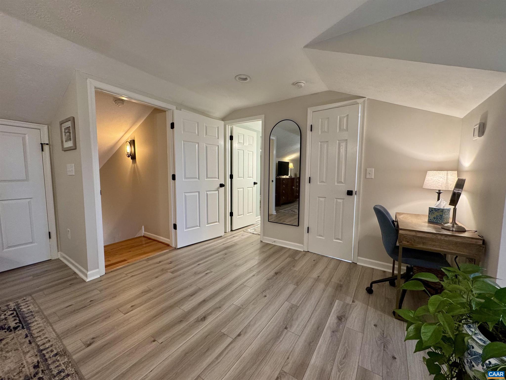 TEAVERTON - Residential