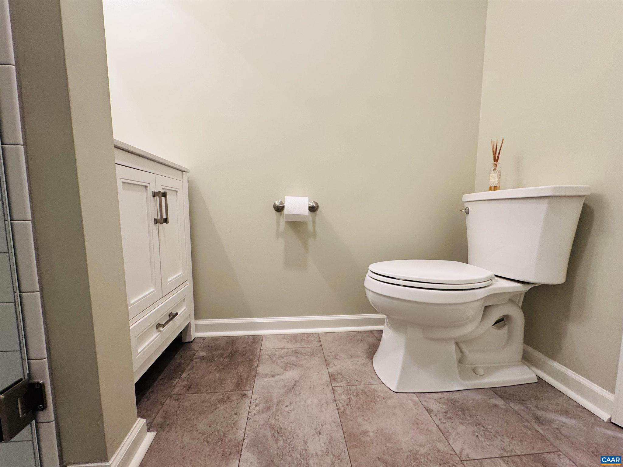 TEAVERTON - Residential