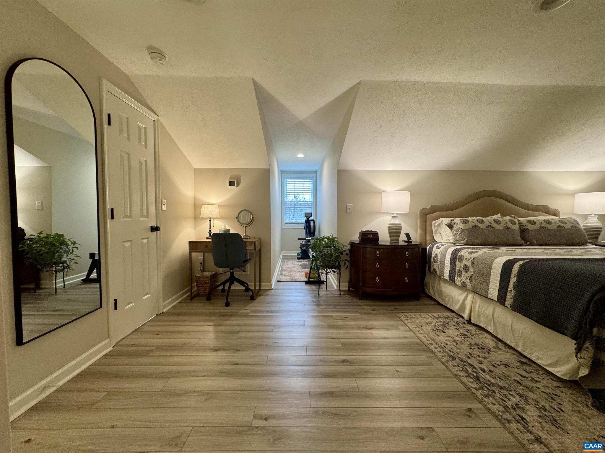 TEAVERTON - Residential