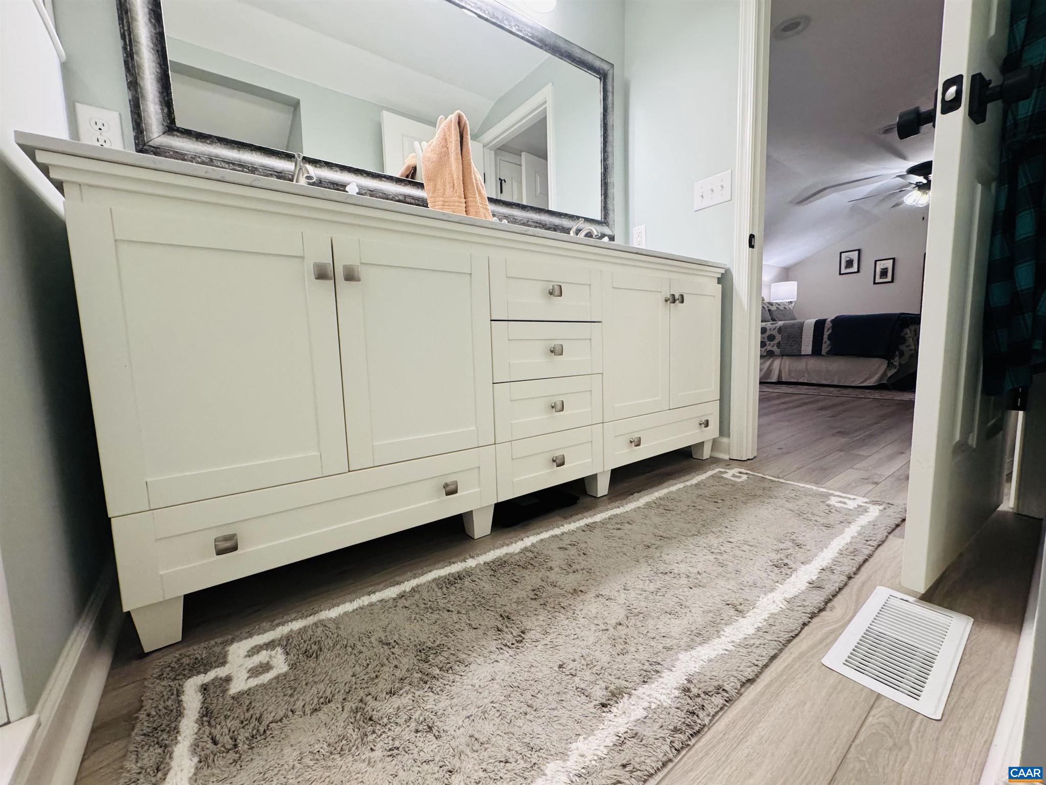 TEAVERTON - Residential