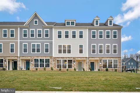 Townhouse For Rent - 325 Crab Apple Drive #103<br/> STAFFORD, VA 22554