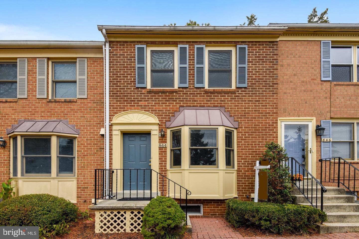 Location, Location, Location! 3-level, 2-bedroom, 2-bathroom townhome in North Arlington. Hardwood floors throughout very open main level. Fully fenced in back yard with deck off the kitchen. Huge kitchen with granite counters. Plush carpeting in bedrooms, rec room, and bonus den room. Newly remodeled bathroom on the upper level. Master bedroom dressing/vanity area. Bonus den in the lower level is a great place for that "work-from-home" office! 1 reserved parking spot and ample guest parking. Walking distance to grocery, shopping, and restaurants. Convenient location to parks and the Custis Trail. Landlord will consider dogs case-by-case basis with $75/month pet rent (Sorry - no cats). The fireplace is for decorative use only. Managed by Promax Management, a professional property management company- No smoking- Maximum 2 unrelated adults -Application fee of $65.95 and earnest money deposit check(s) made payable to Promax Management Inc- The Landlord prefers a credit score of 675 or higher however, all scores will be considered and minimum rent-to-income ratio of at least 33%--
Agent:
