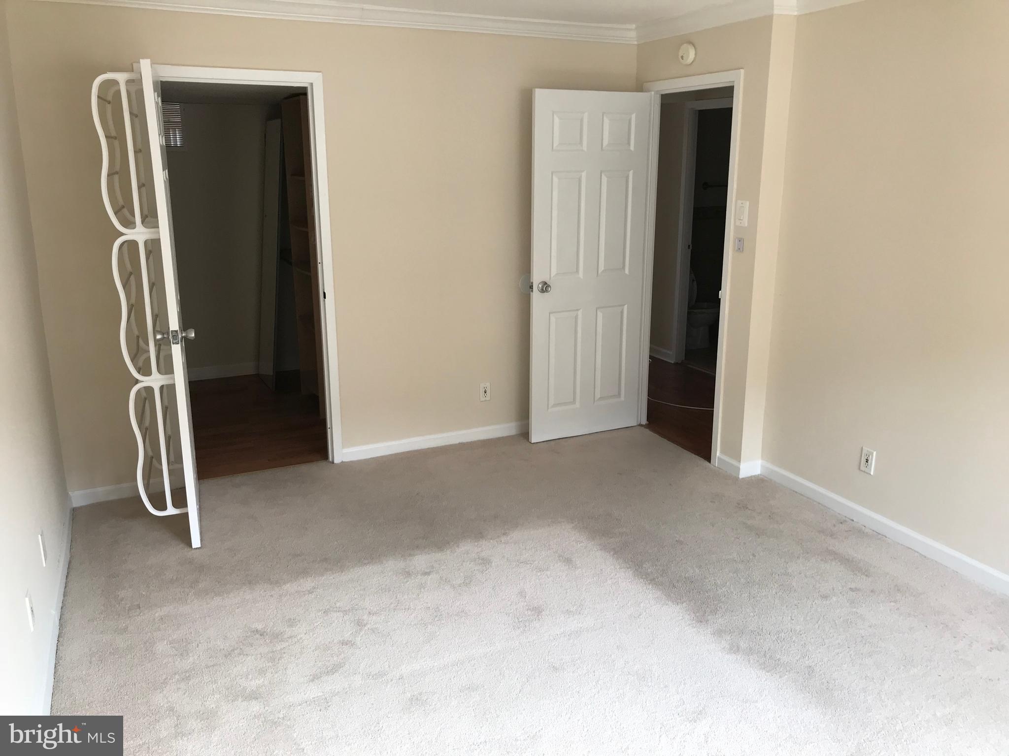 HUNTINGTON CLUB - Residential Lease