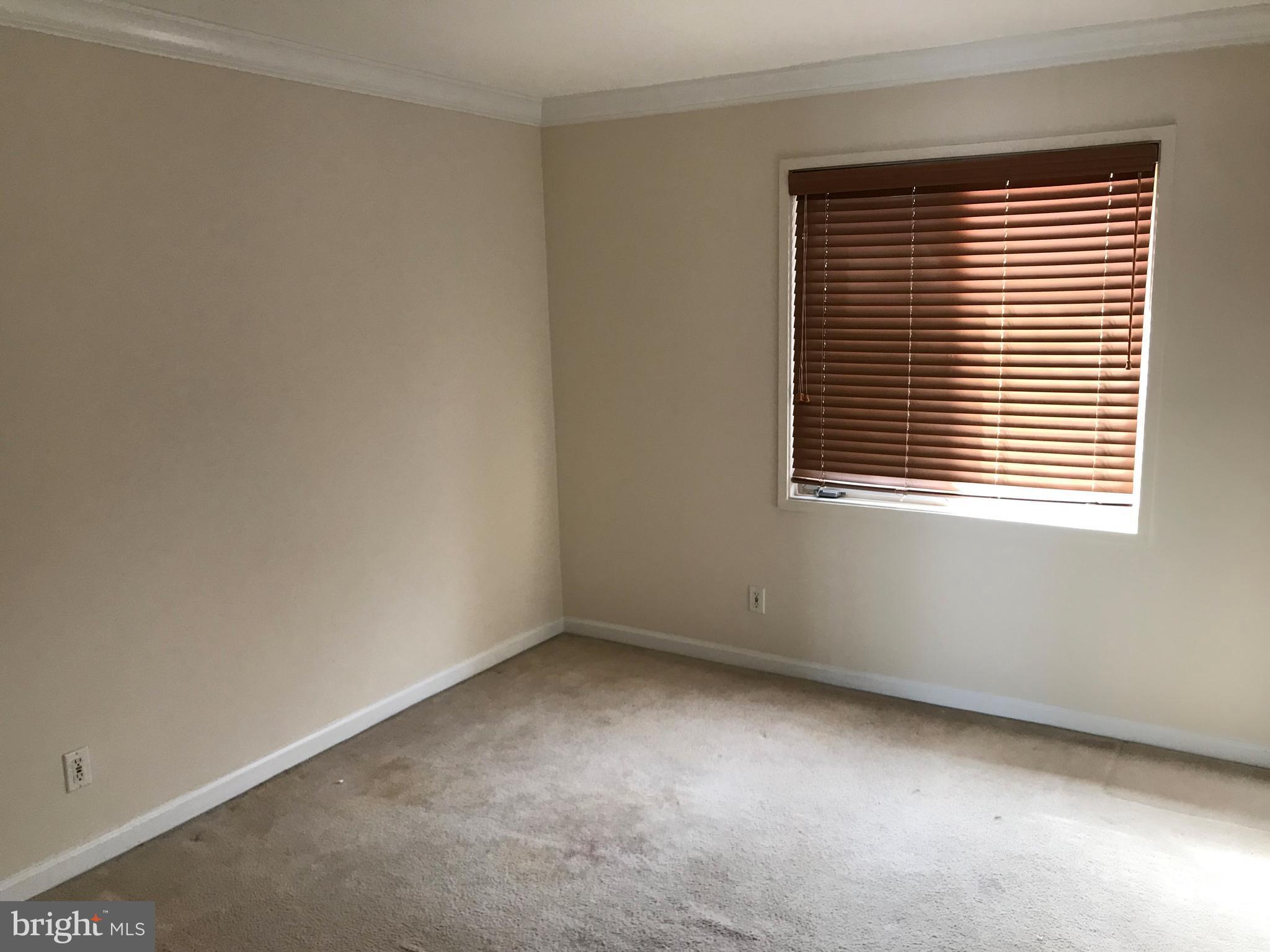 HUNTINGTON CLUB - Residential Lease