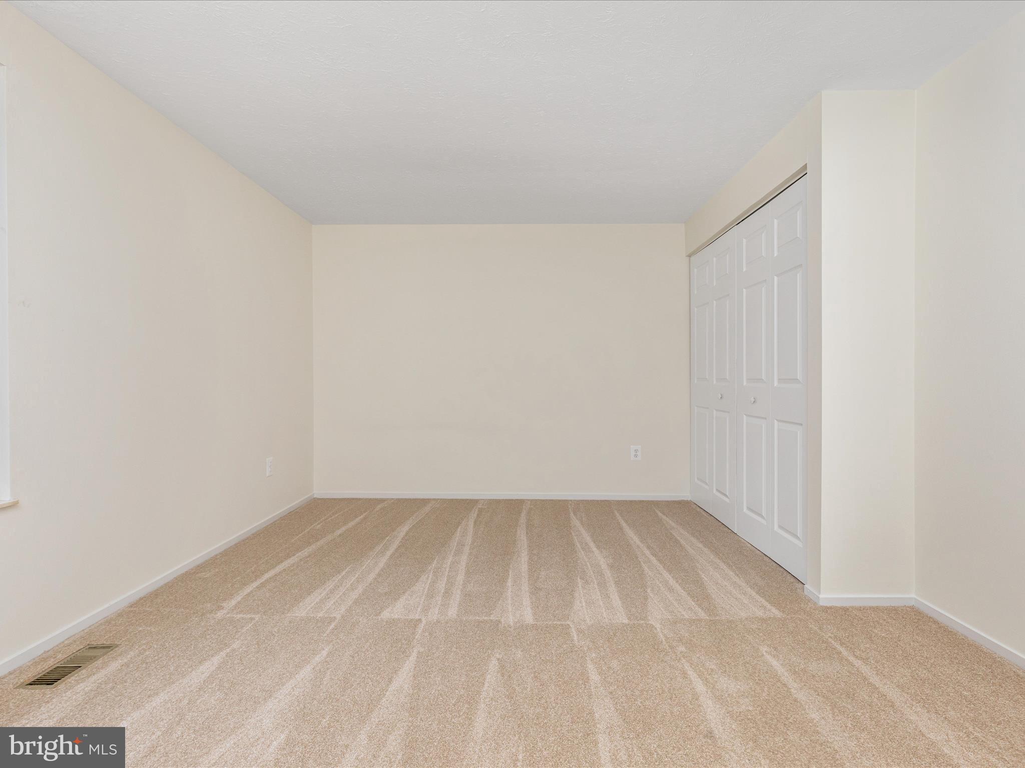 MIDDLE VALLEY - Residential