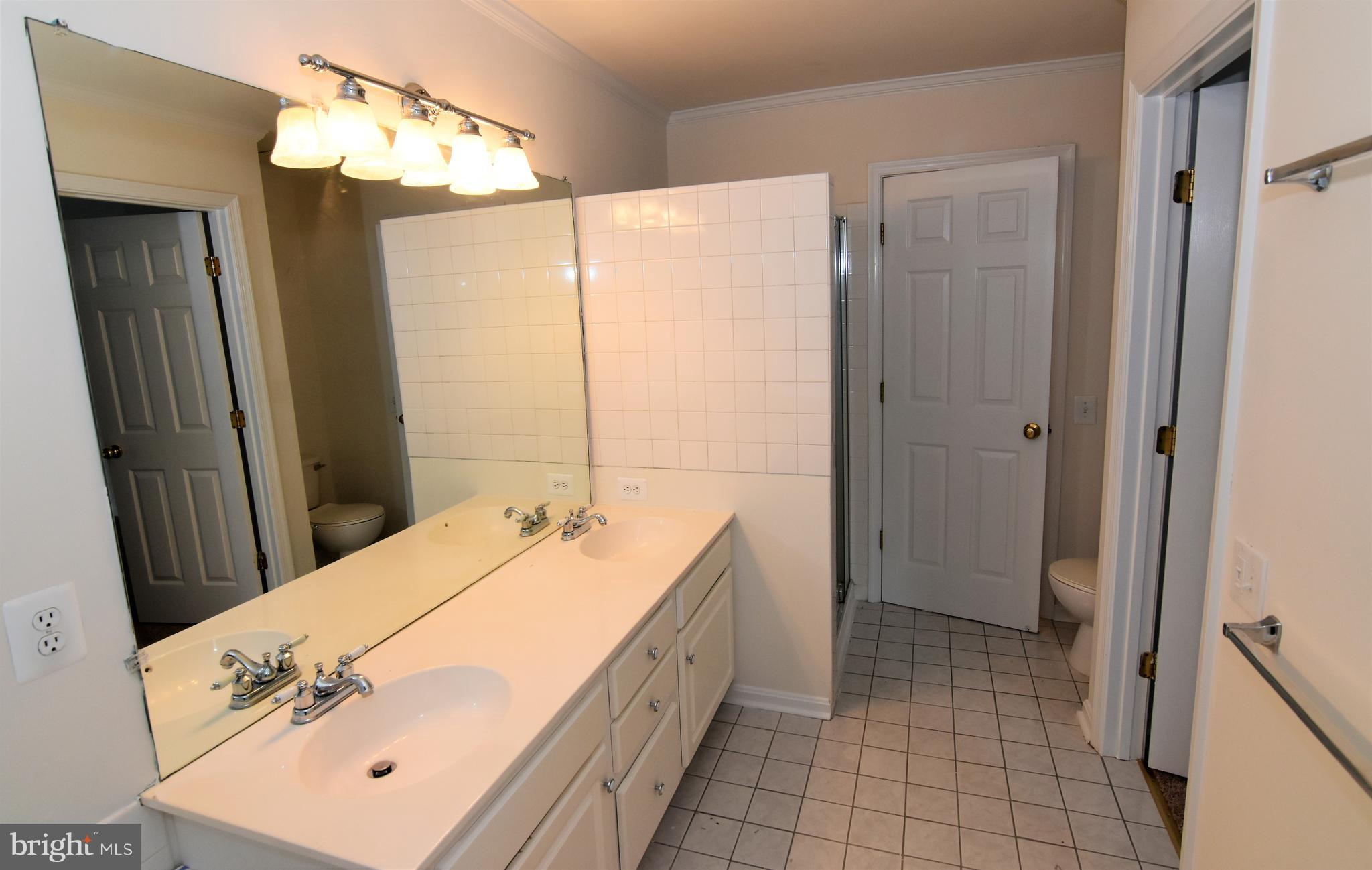 RIDGELEIGH - Residential Lease