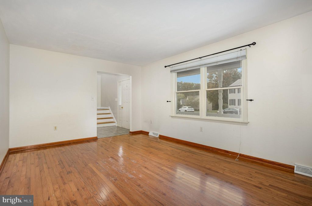 Photo of 346 Spring Run Court, ETTERS, PA 17319 (MLS # PAYK2091028)