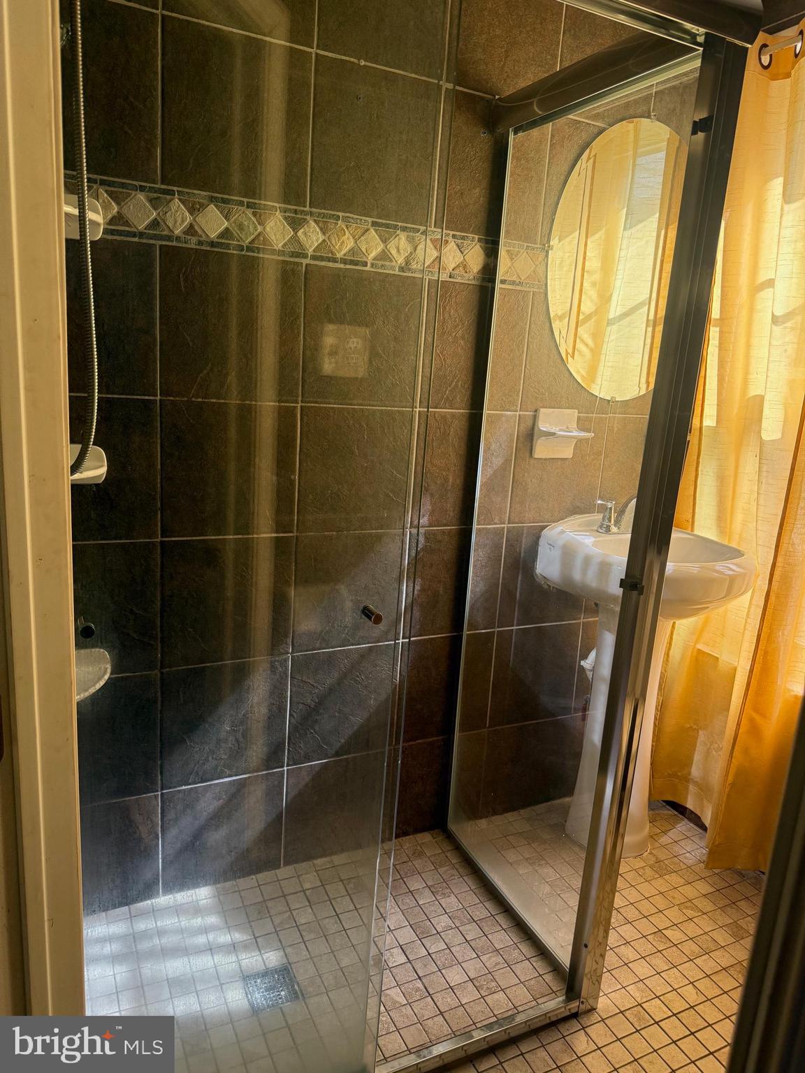 RICHMOND - Residential