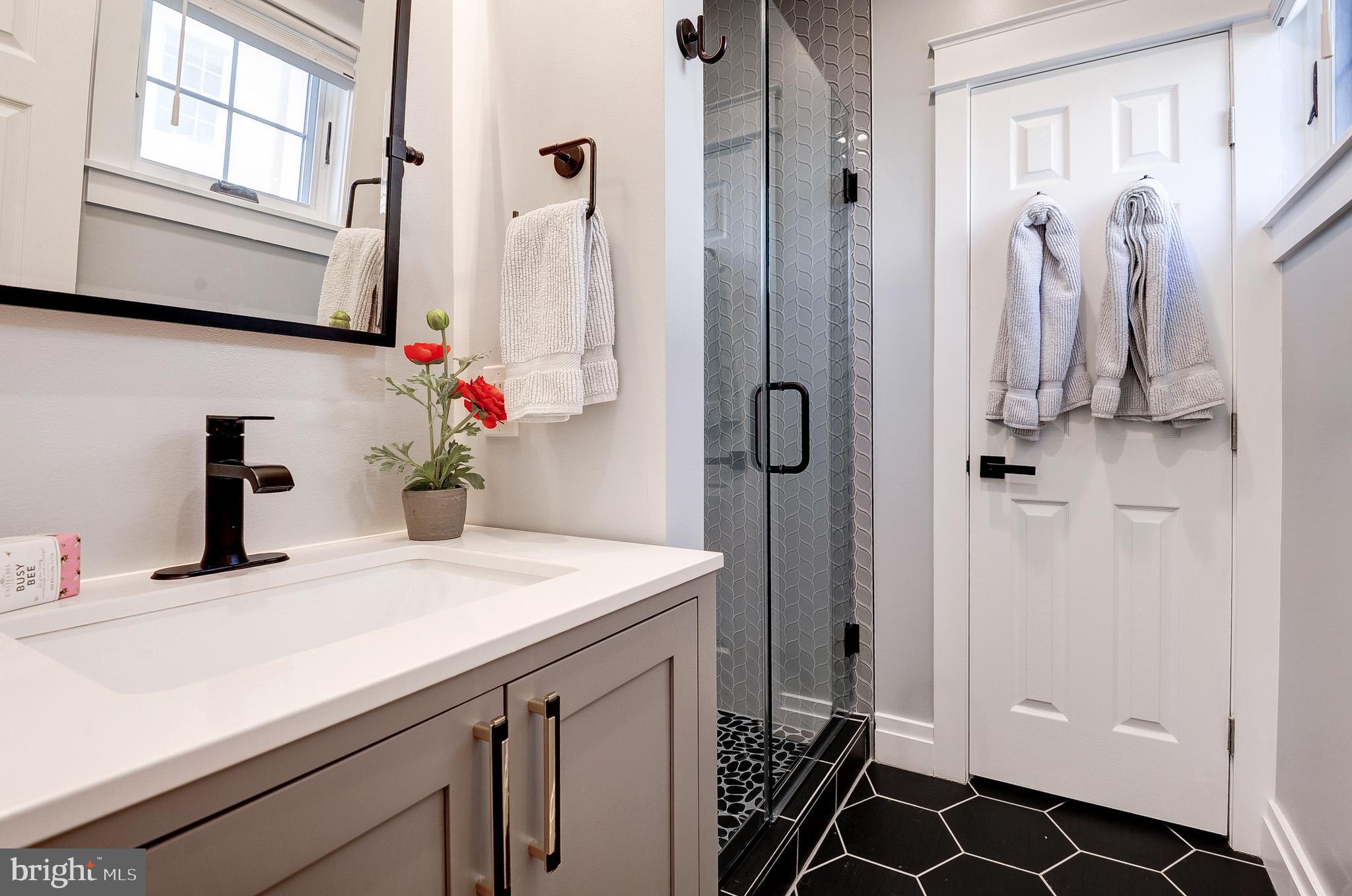 COLLEGE PARK - Residential