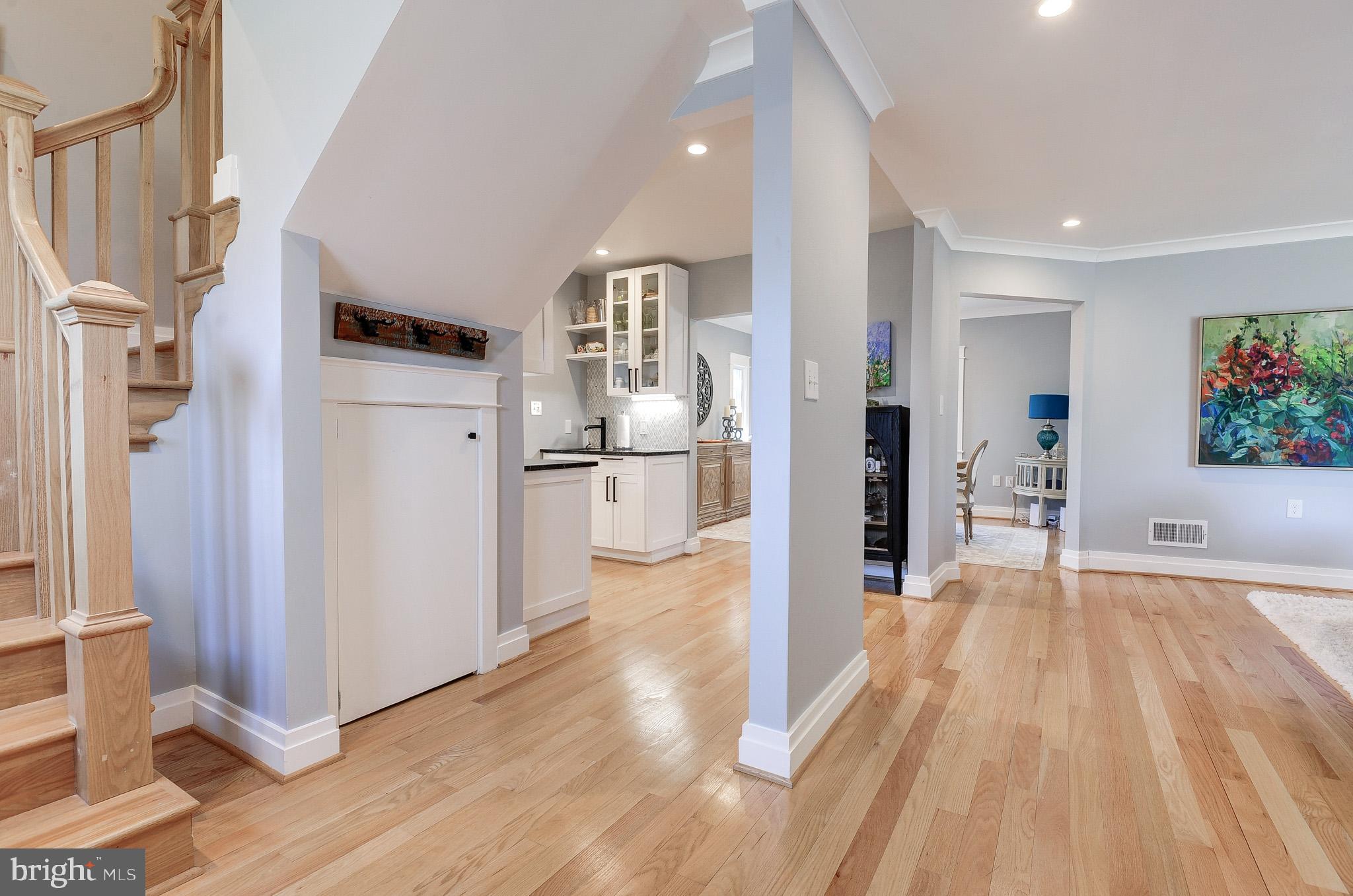 COLLEGE PARK - Residential