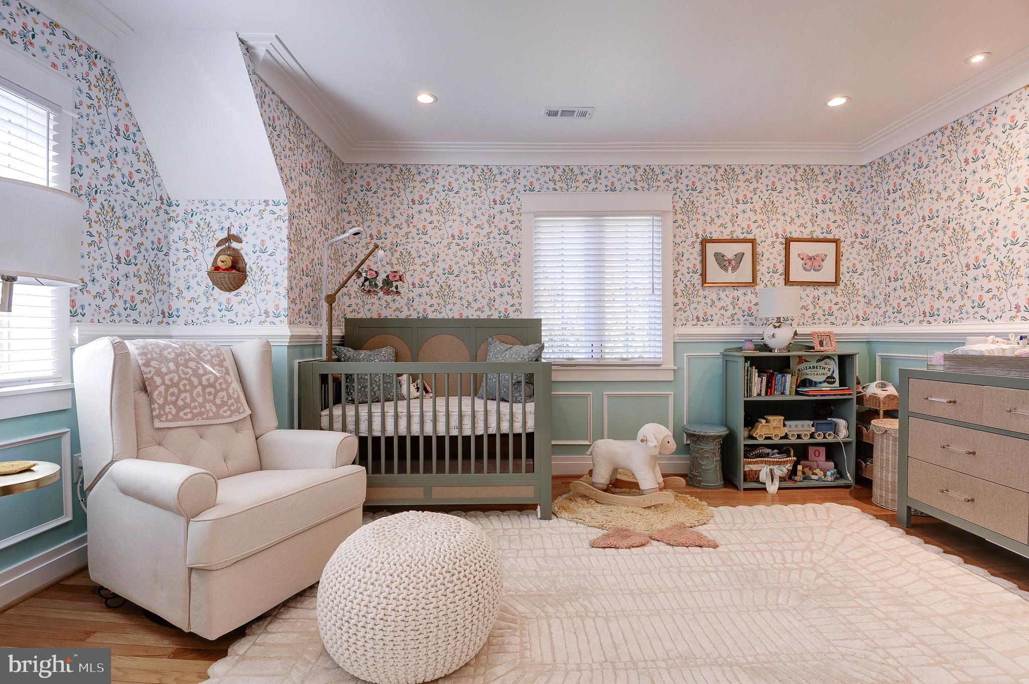 COLLEGE PARK - Residential