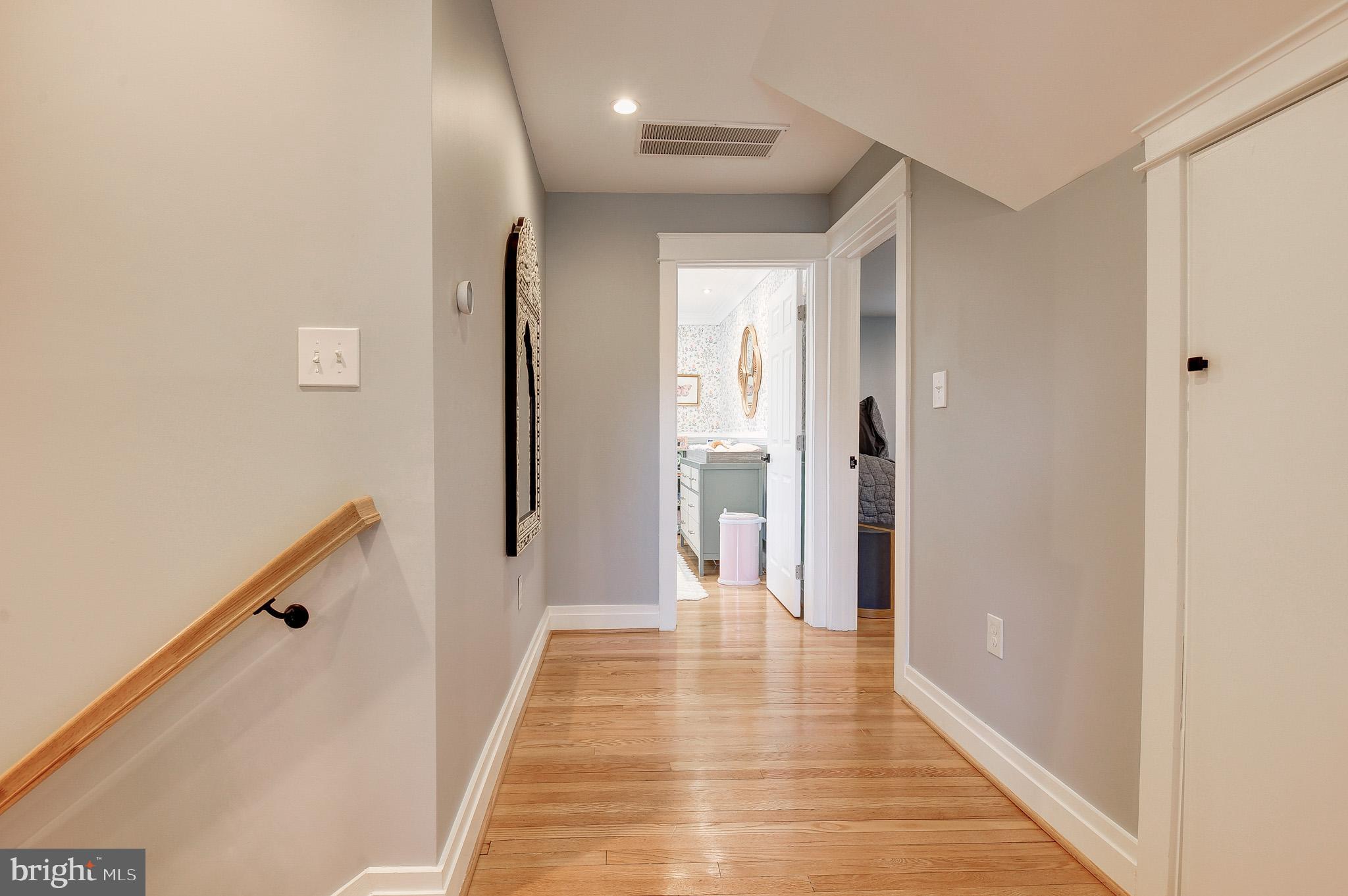 COLLEGE PARK - Residential