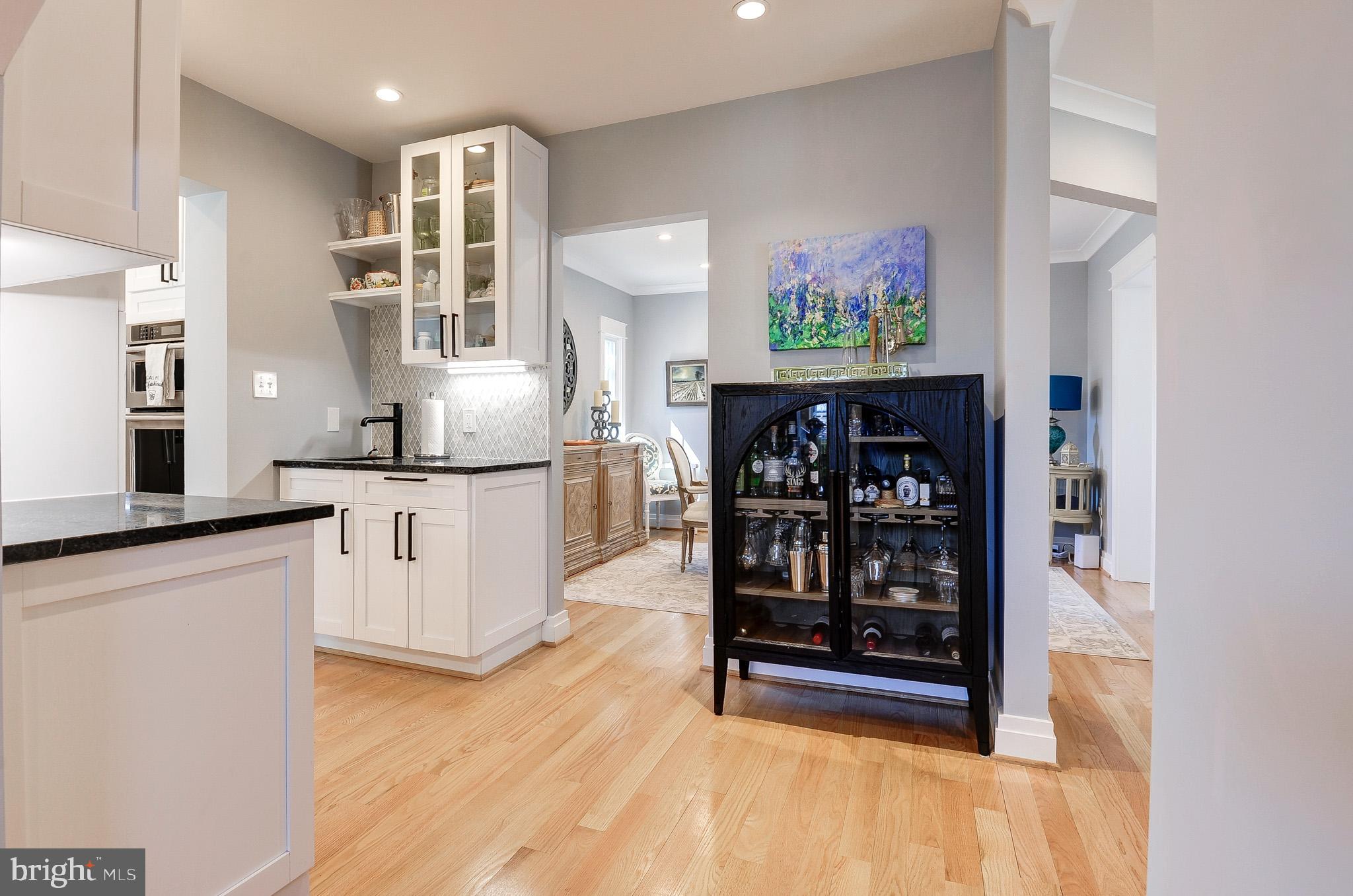 COLLEGE PARK - Residential