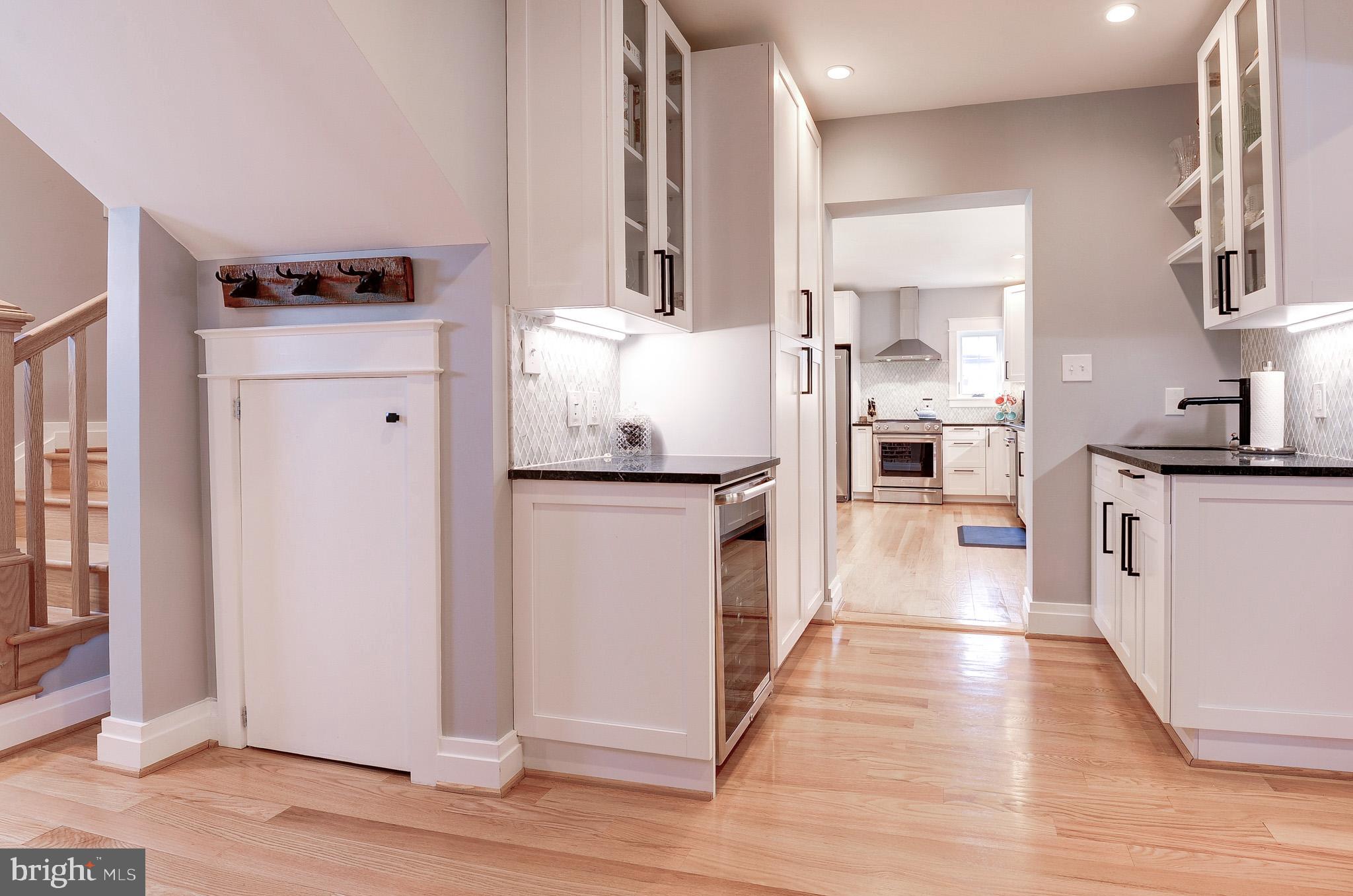 COLLEGE PARK - Residential