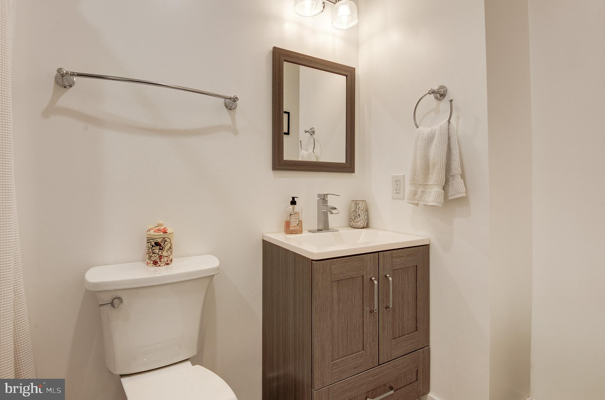 COLLEGE PARK - Residential