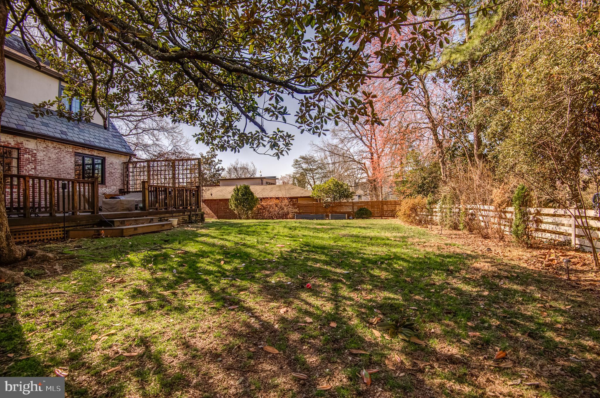 COLLEGE PARK - Residential