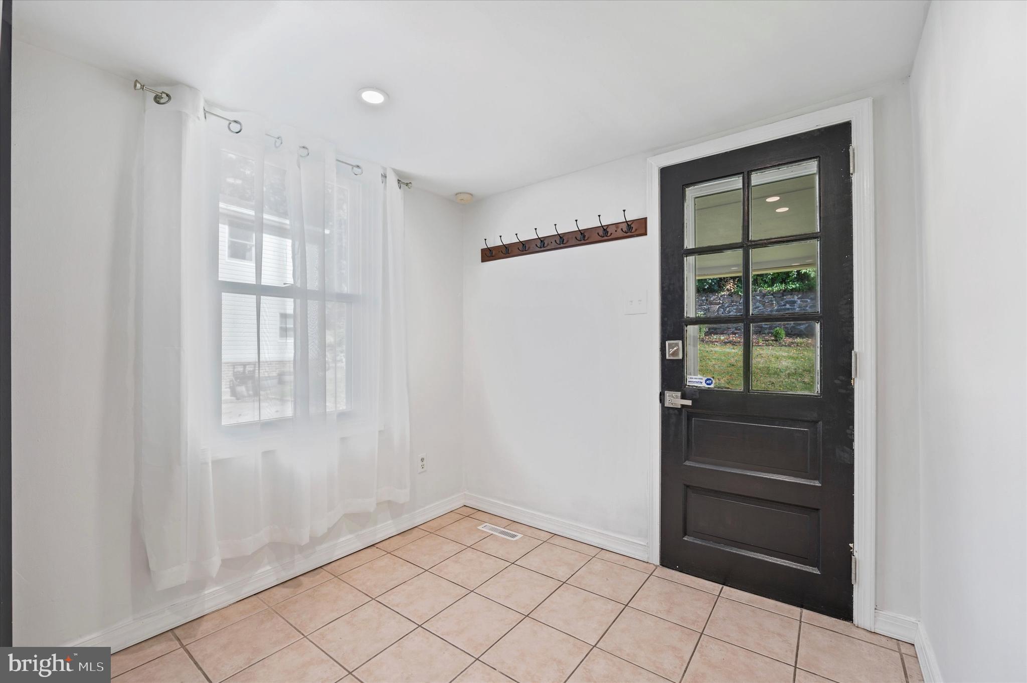 POWDER MILL - Residential Lease