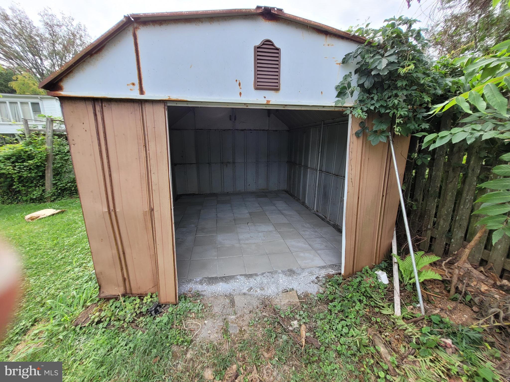 HUNGERFORD - Residential Lease