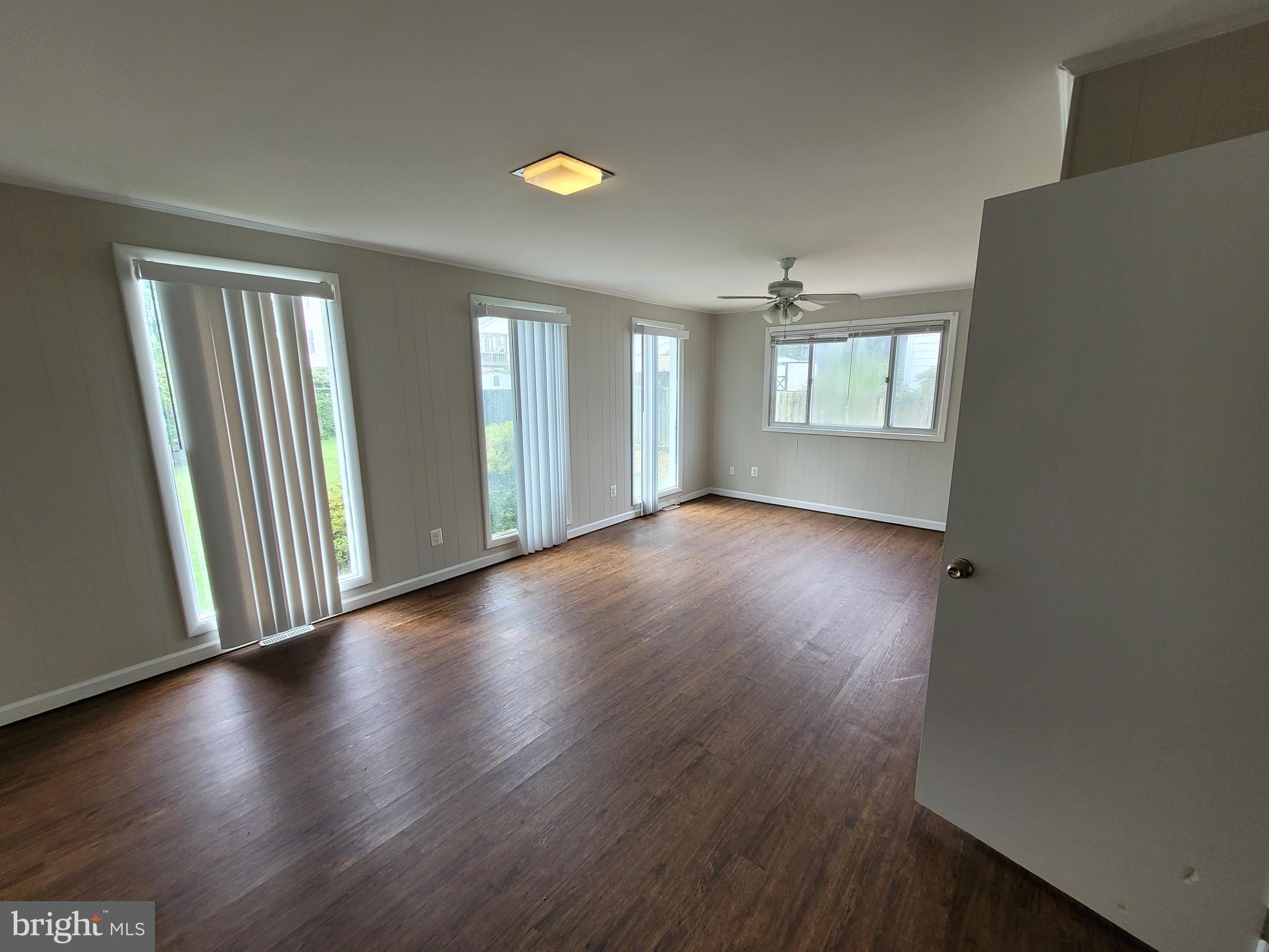 HUNGERFORD - Residential Lease