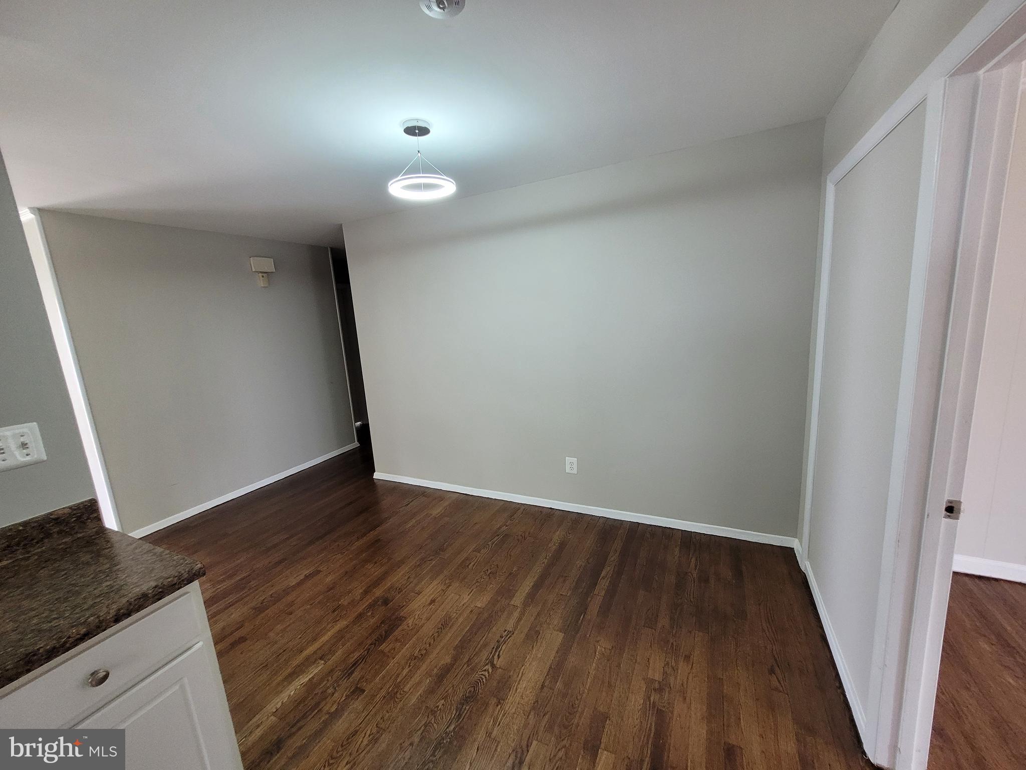 HUNGERFORD - Residential Lease