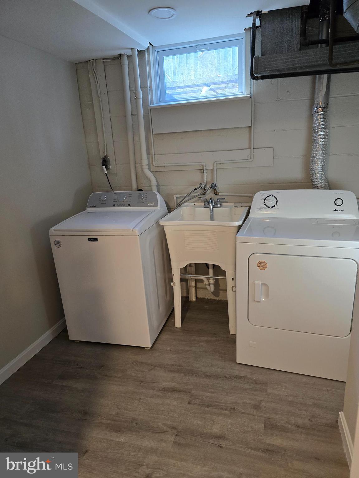 HUNGERFORD - Residential Lease