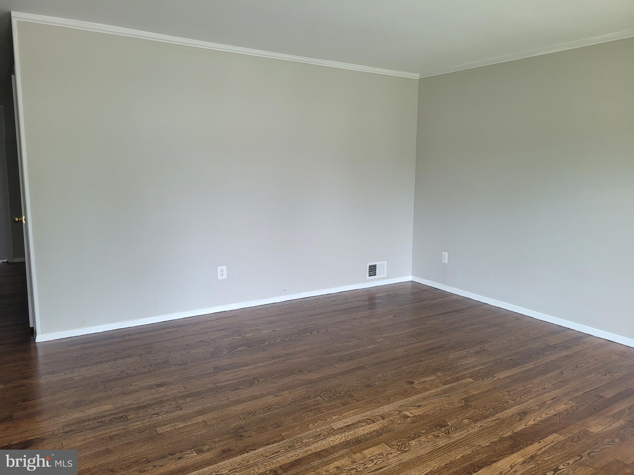 HUNGERFORD - Residential Lease