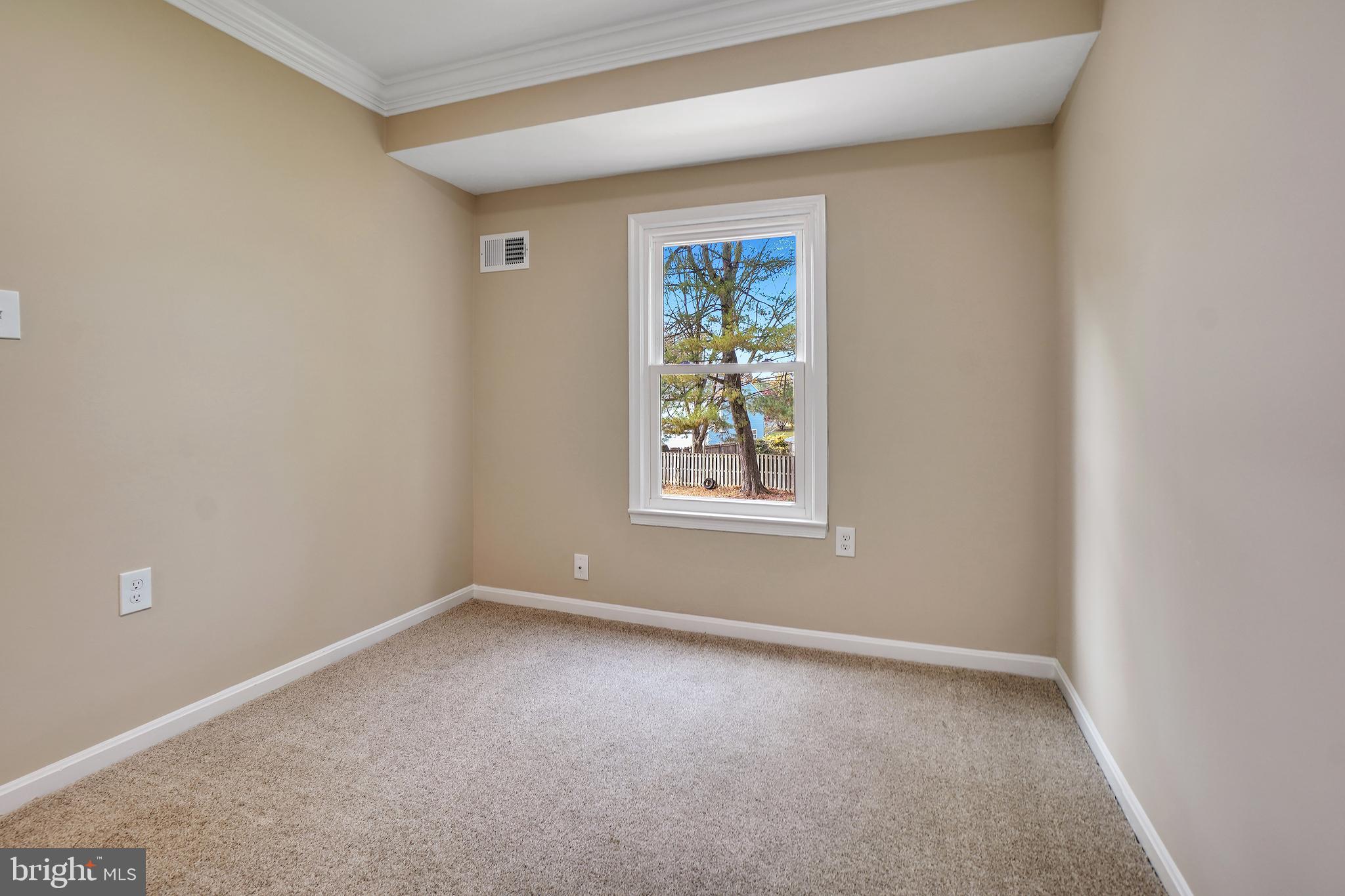 NORBECK ESTATES - Residential