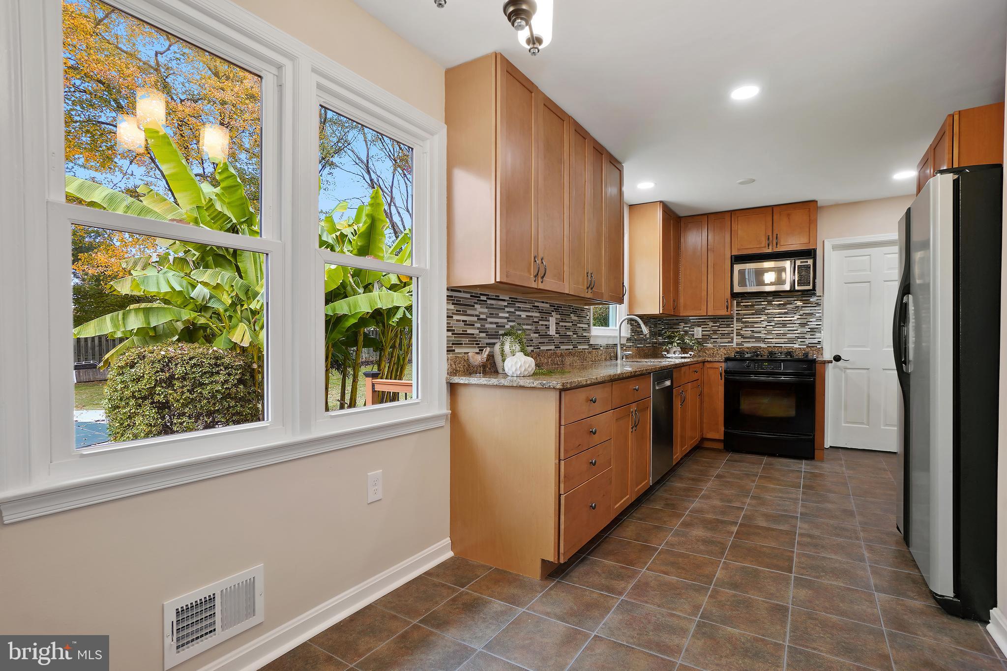 NORBECK ESTATES - Residential