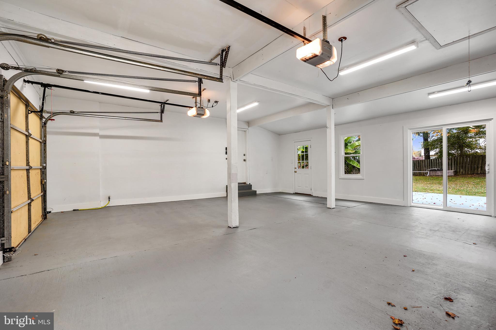 NORBECK ESTATES - Residential