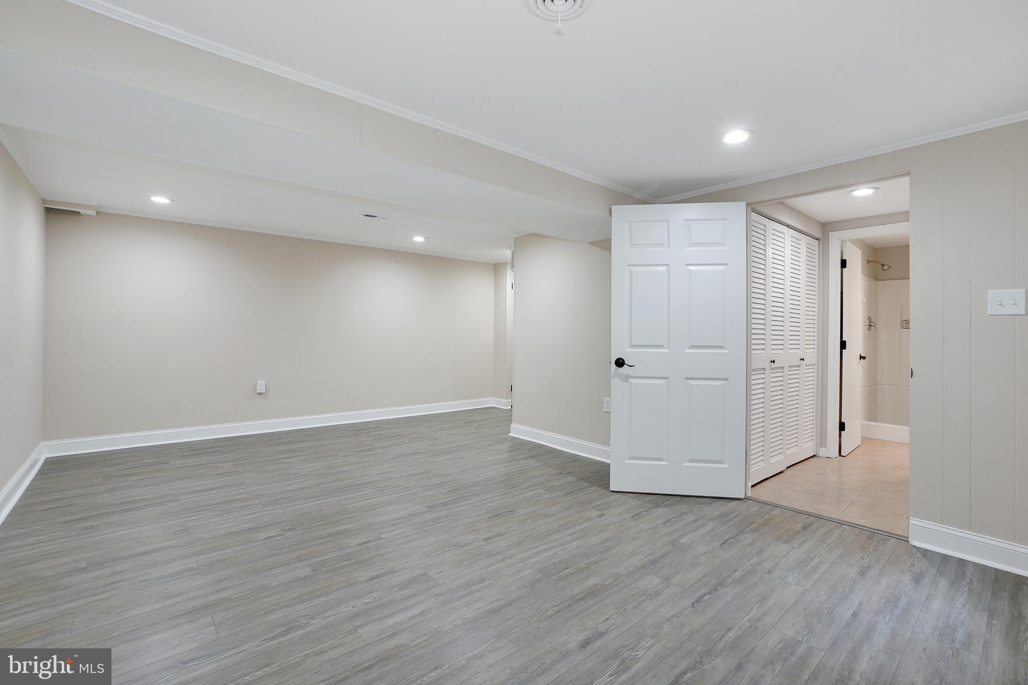 NORBECK ESTATES - Residential