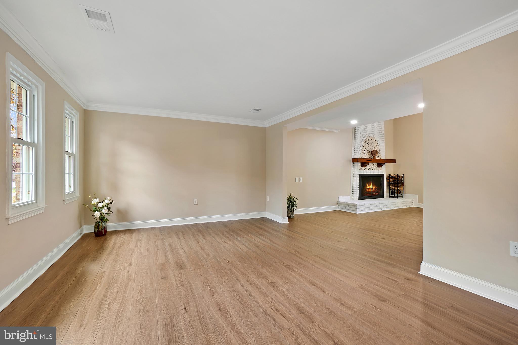 NORBECK ESTATES - Residential