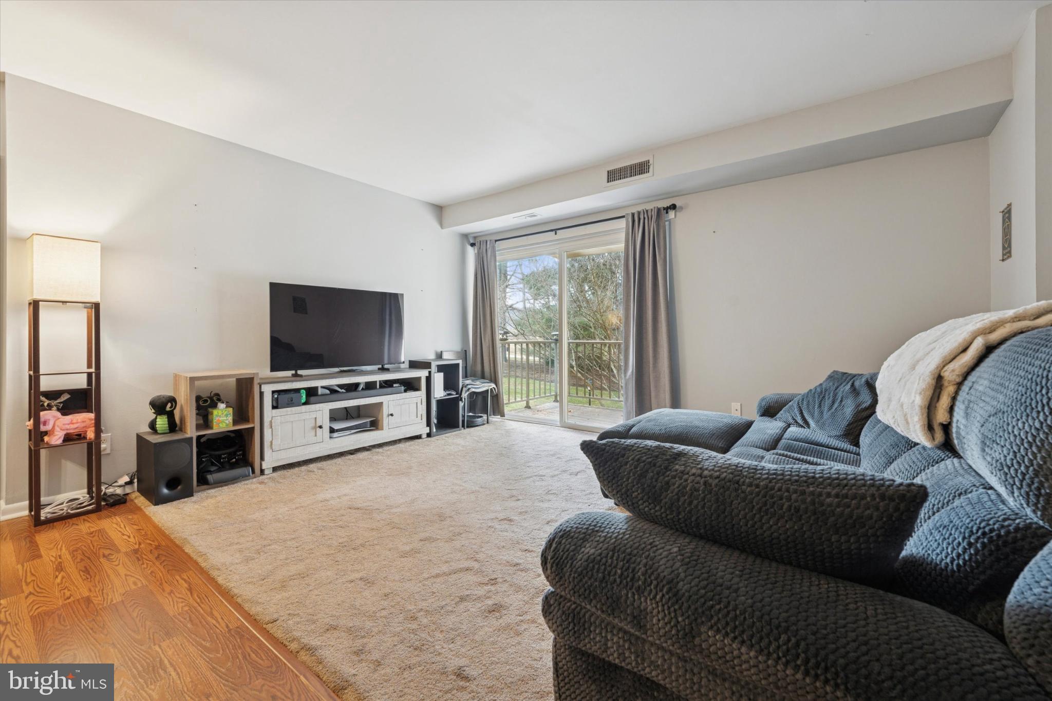 275 OLD FORGE CROSSING