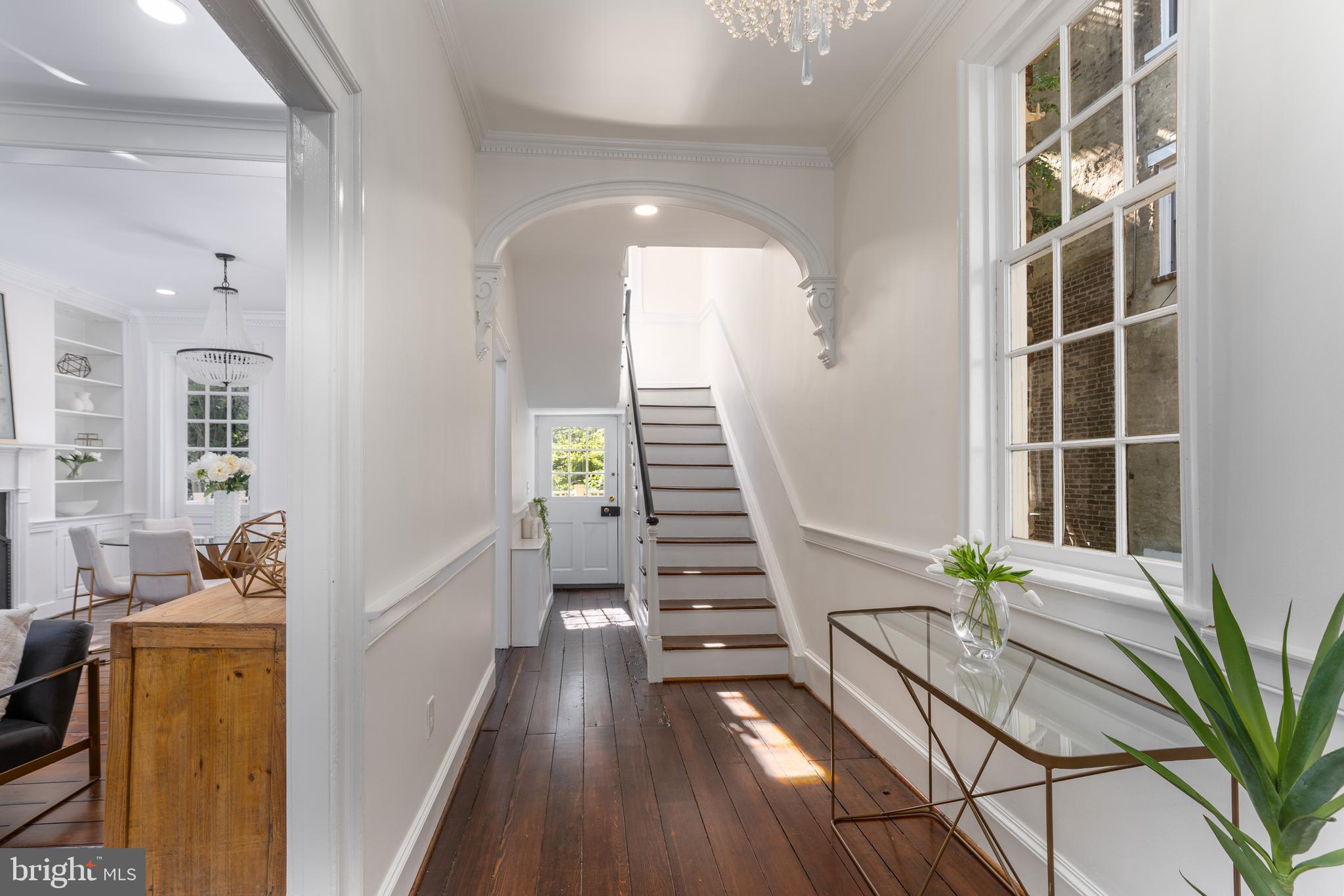 OLD TOWN ALEXANDRIA - Residential