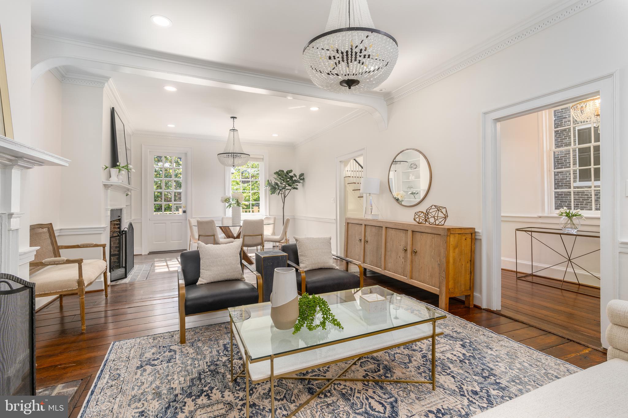 OLD TOWN ALEXANDRIA - Residential