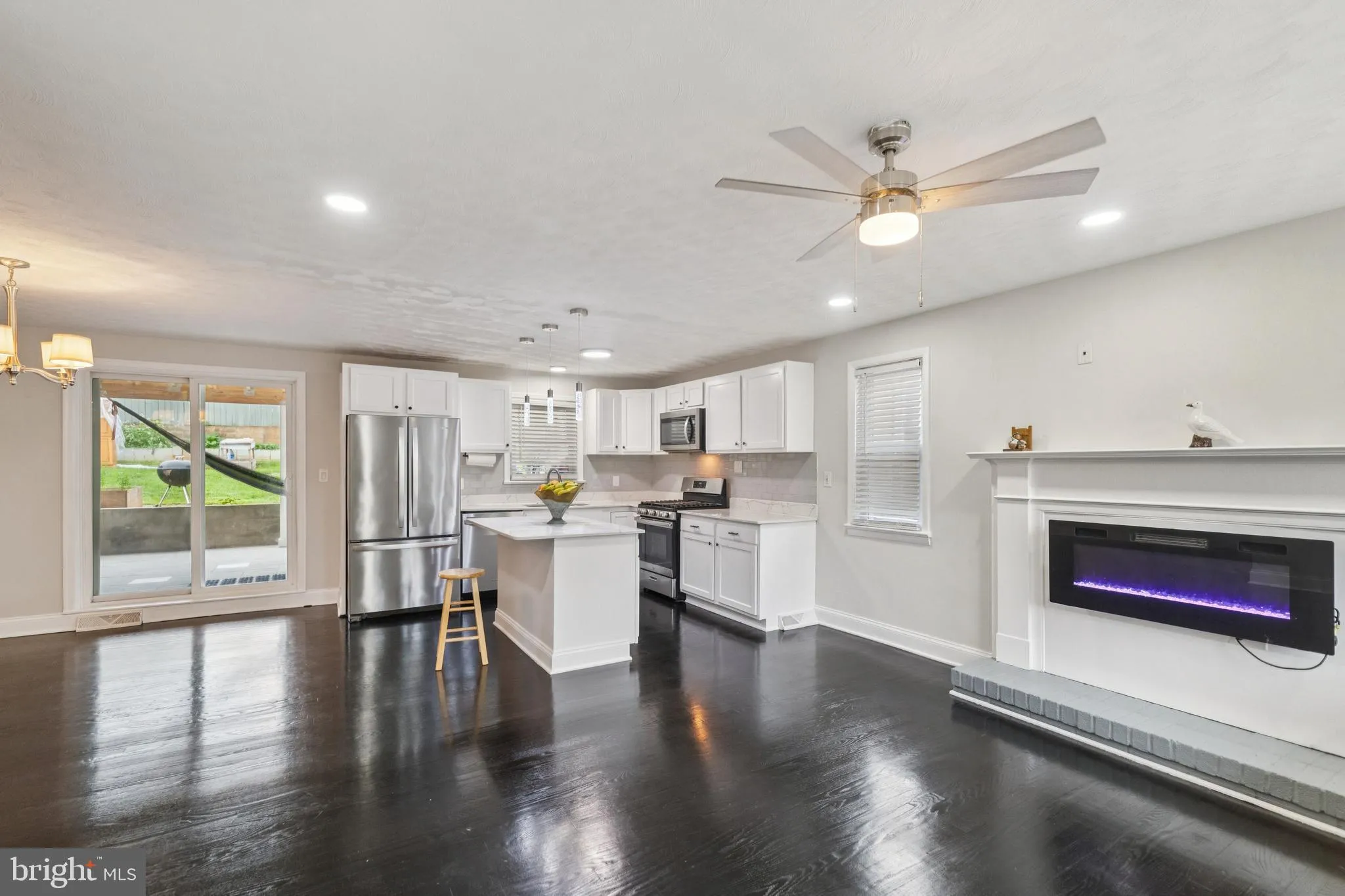 Winchester, Virginia 22601, United States, 4 Bedrooms Bedrooms, ,2 BathroomsBathrooms,Residential,Coming Soon,145663