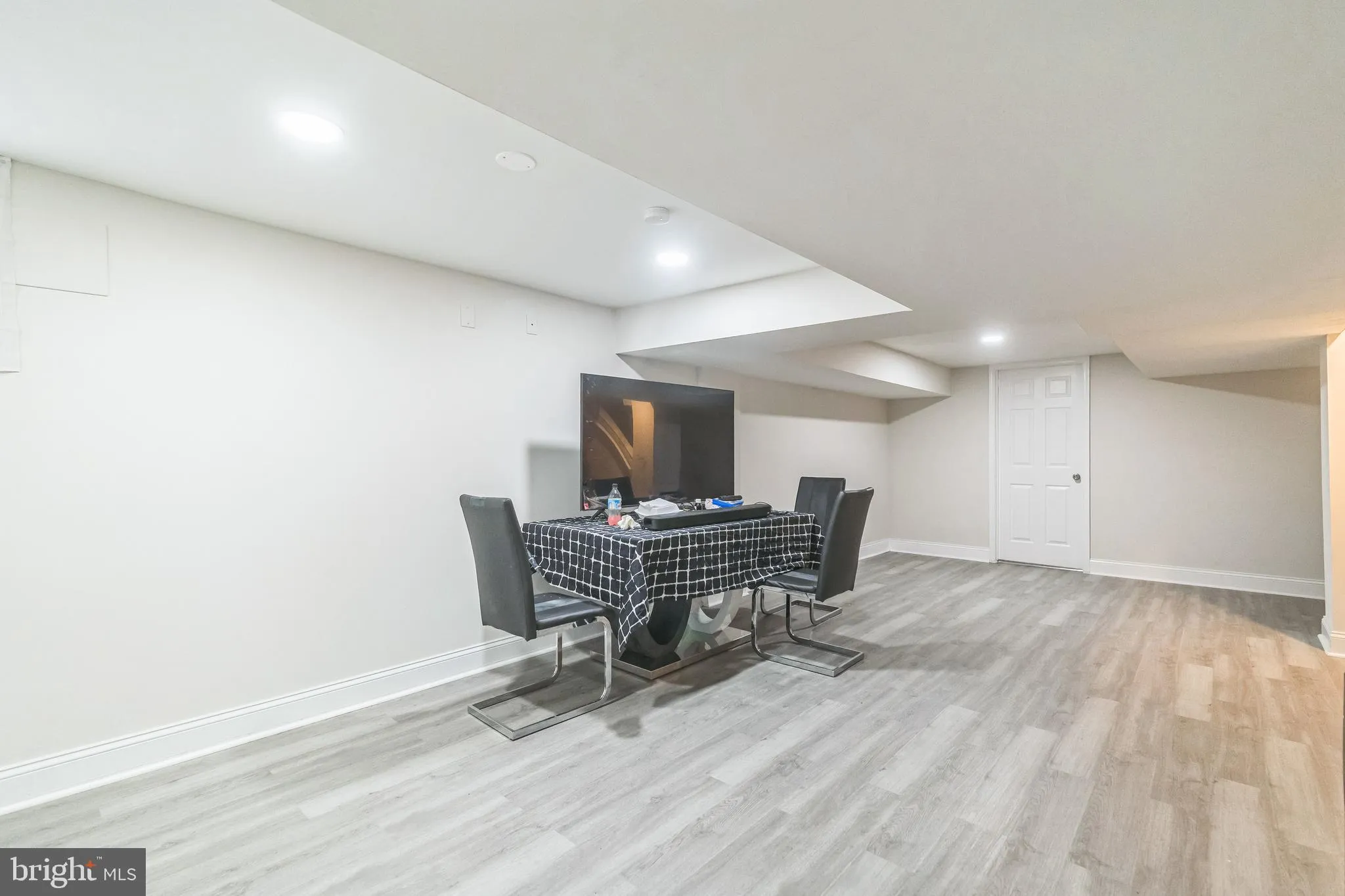 Winchester, Virginia 22601, United States, 4 Bedrooms Bedrooms, ,2 BathroomsBathrooms,Residential,Coming Soon,145663